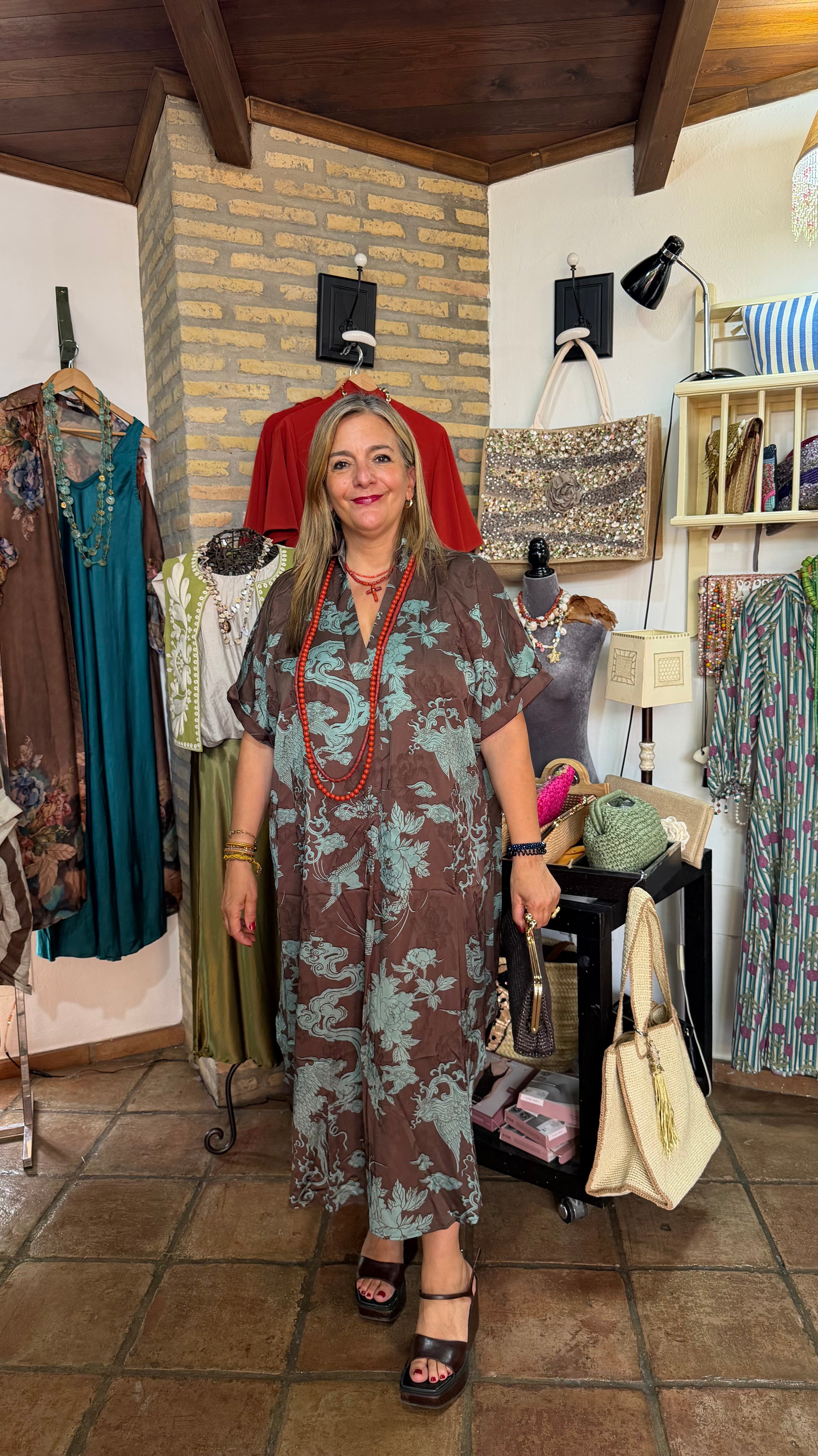 Vestido estampado marrón y azul