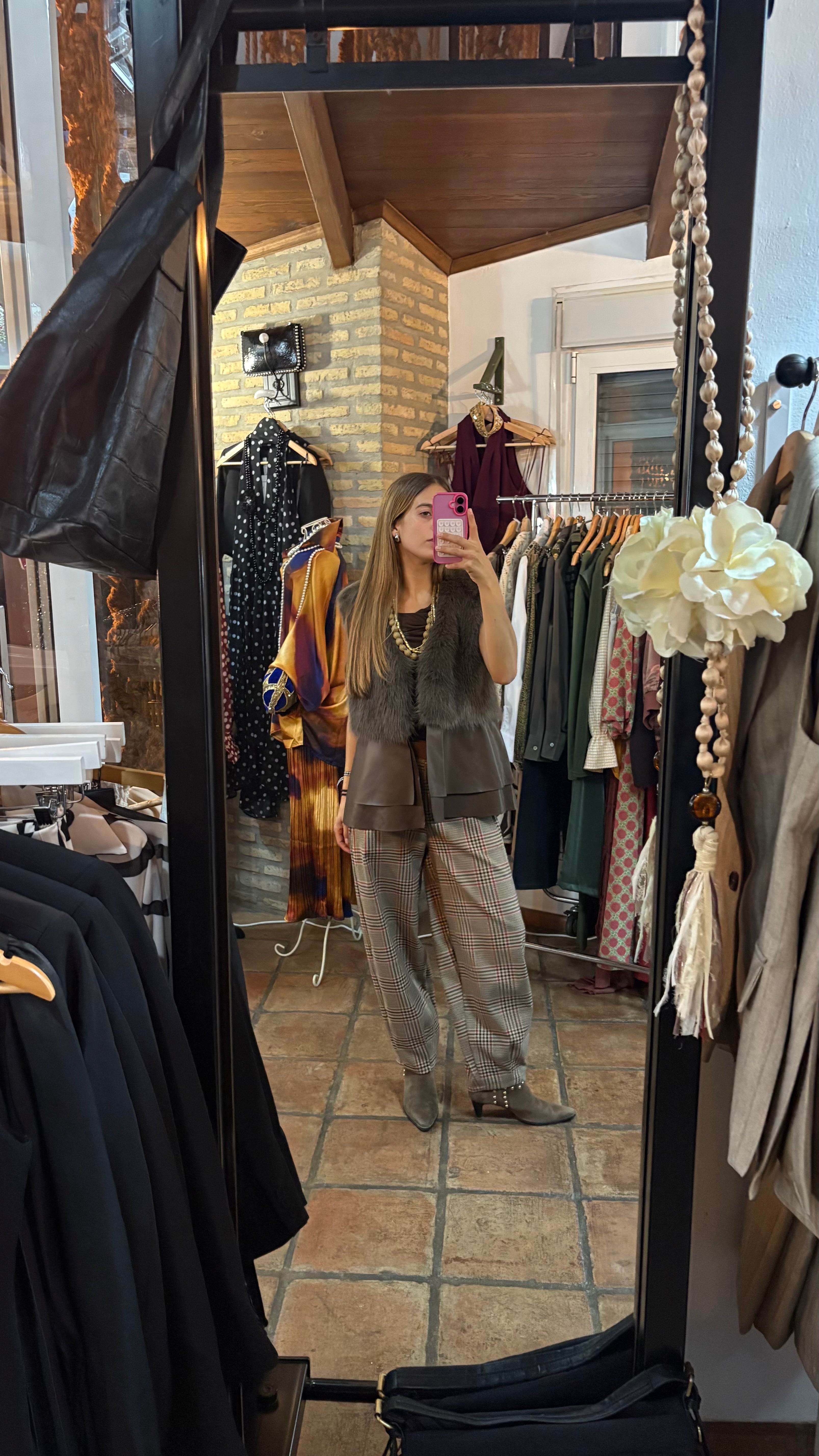 Chaleco sin mangas polipiel marrón