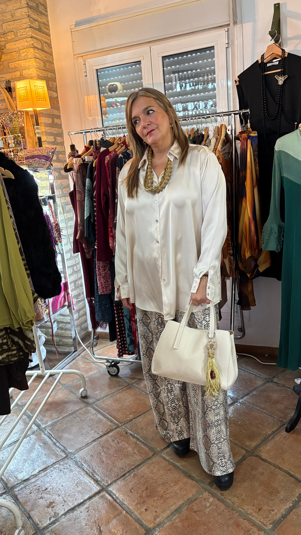 Pantalón serpiente brillos