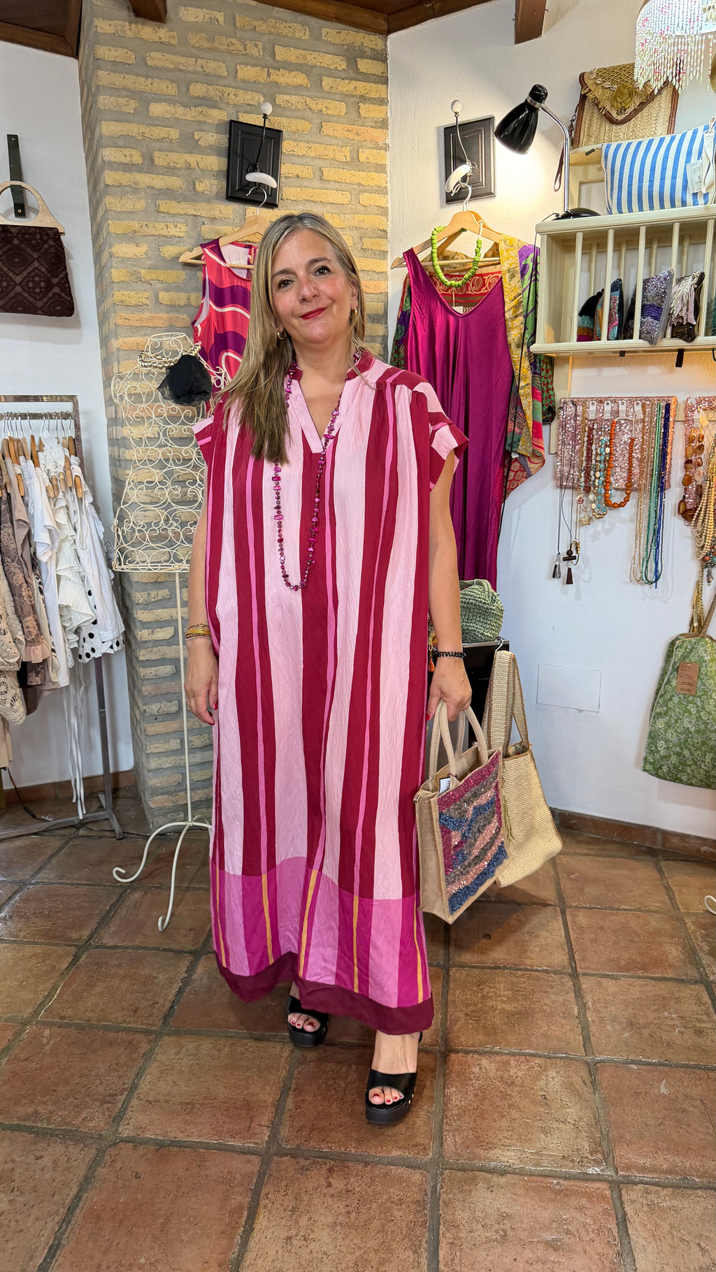 Vestido tonos rosas
