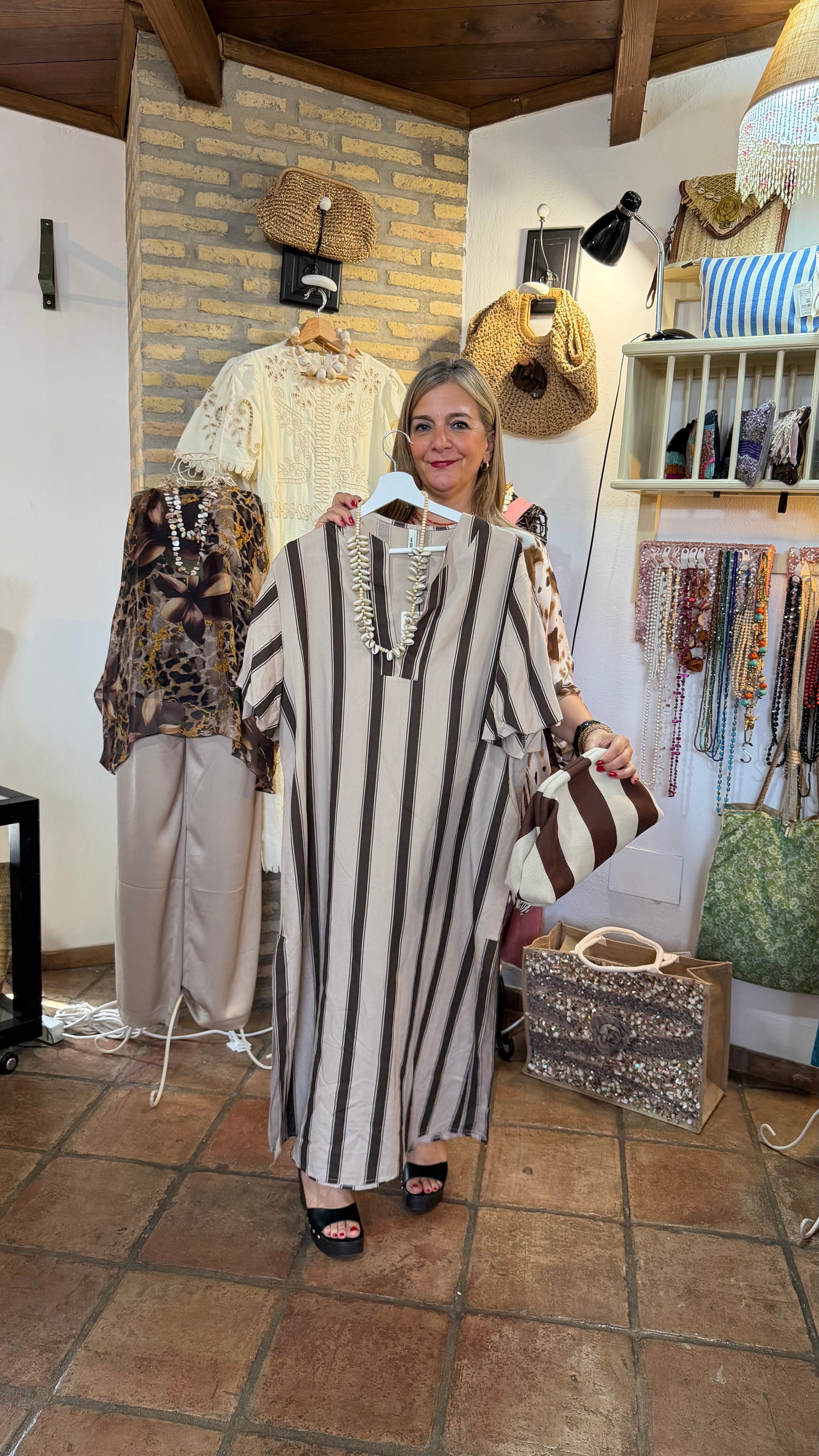Vestido tunica marrón