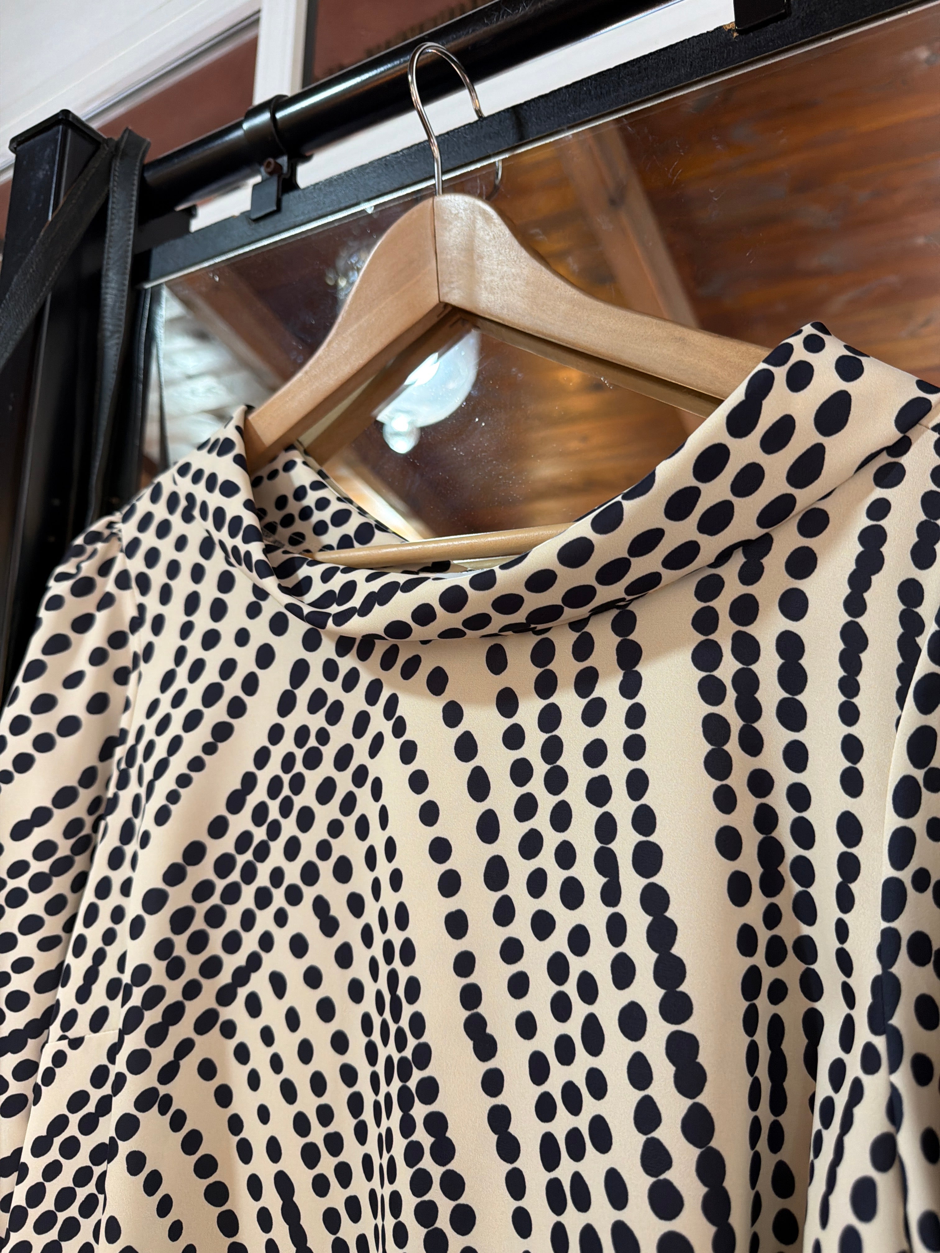 Camisa lunares