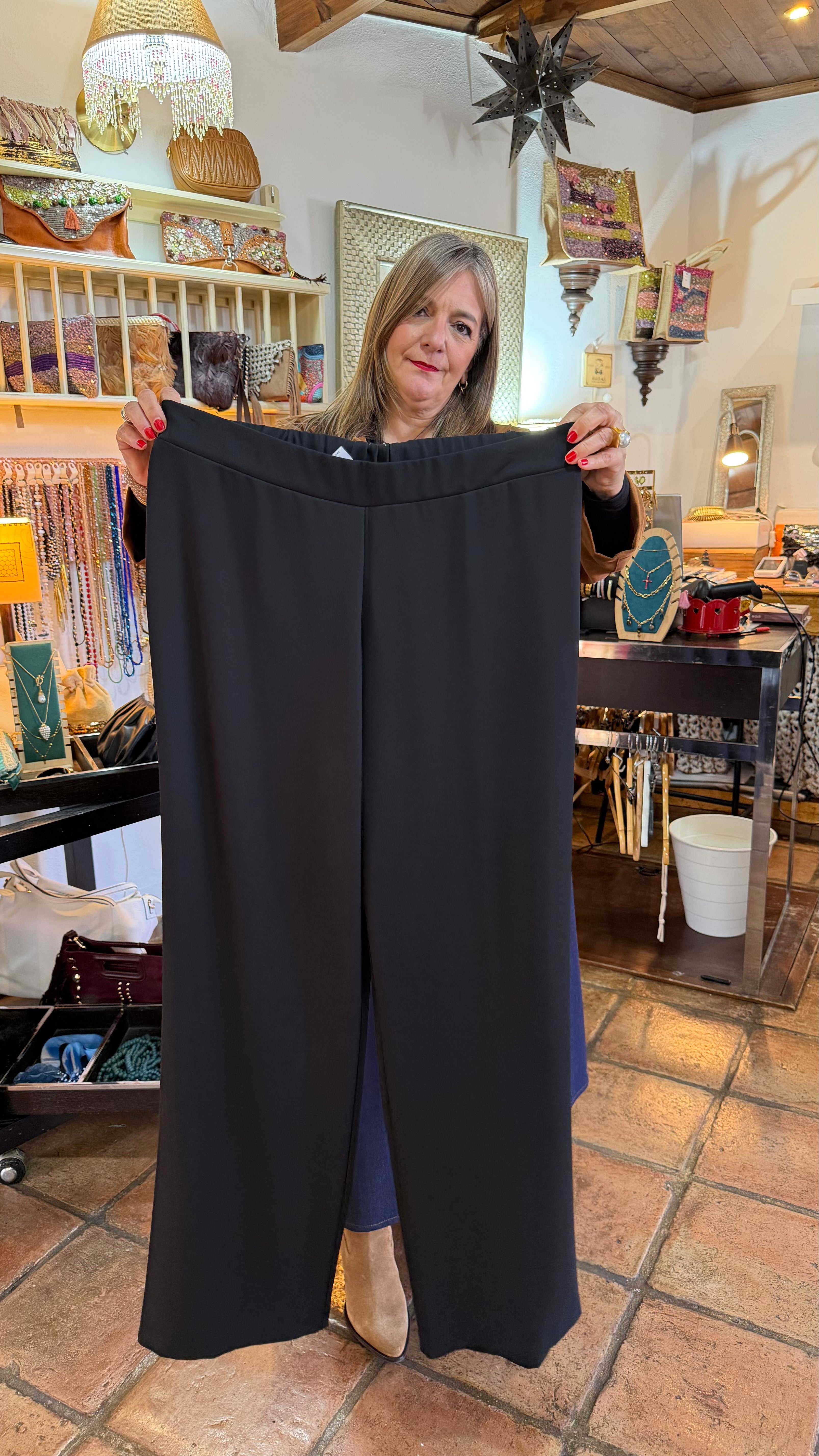 Pantalón crep negro