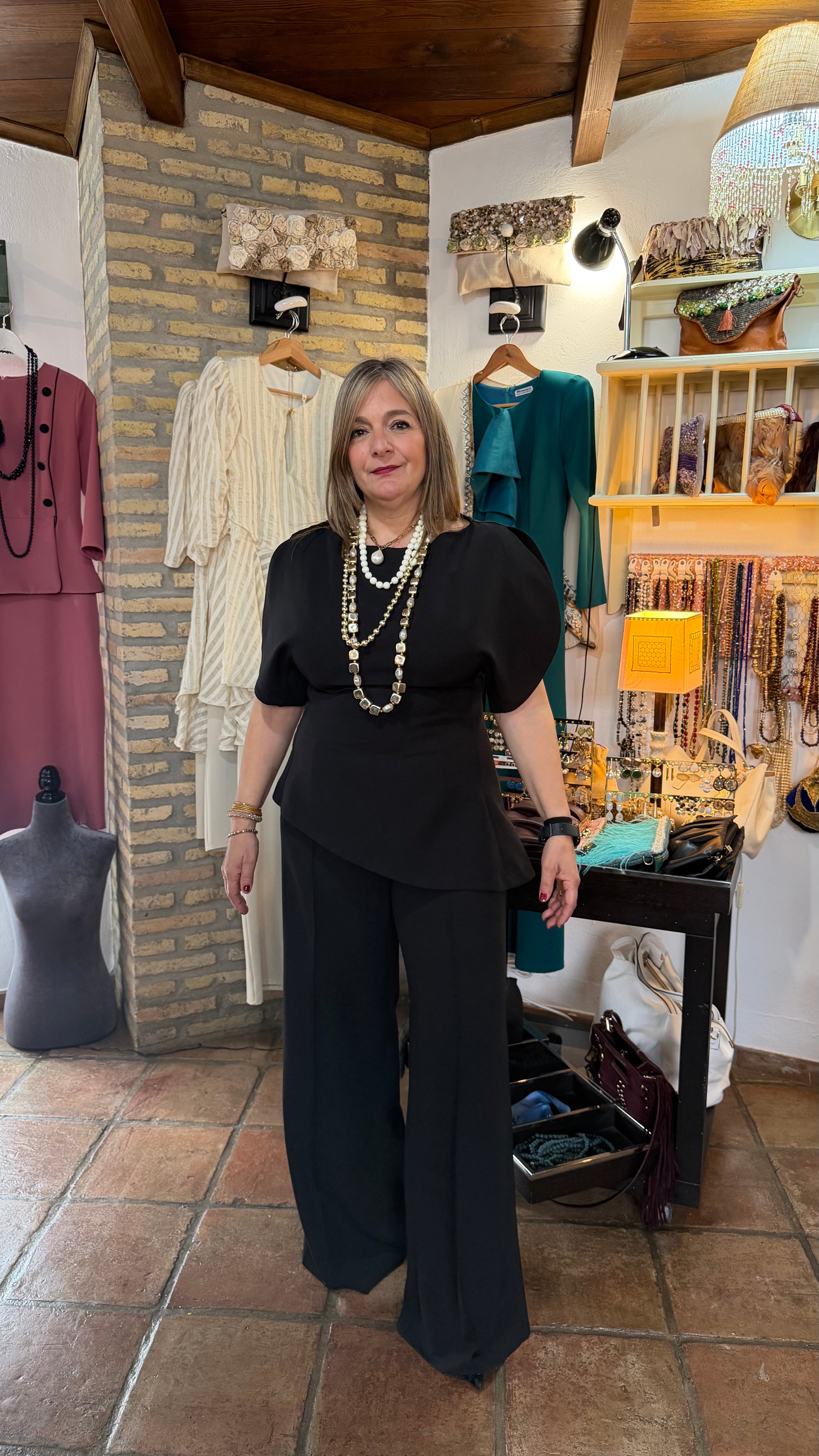 Pantalón negro pinza