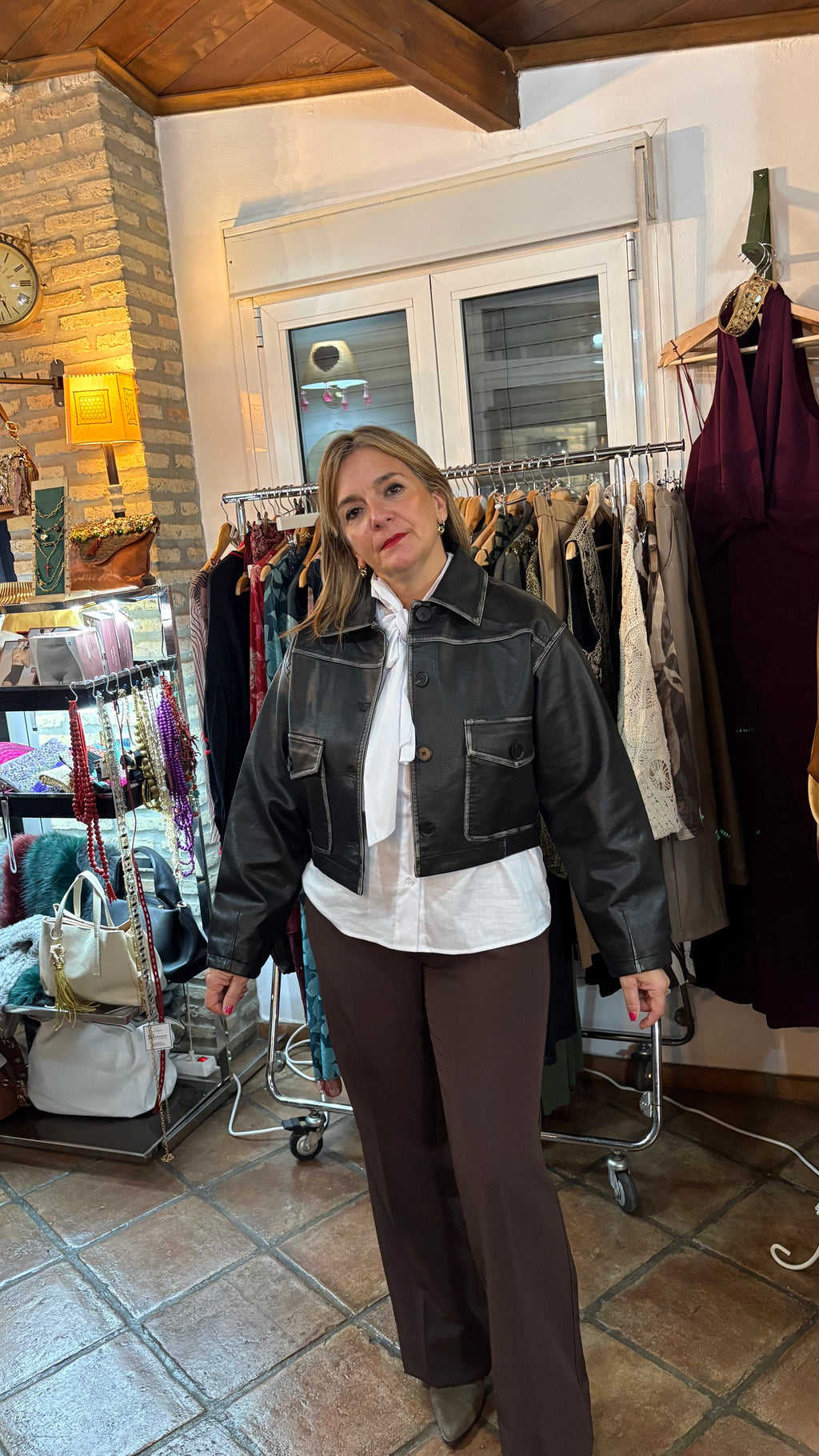 Chaqueta polipiel bolsillos