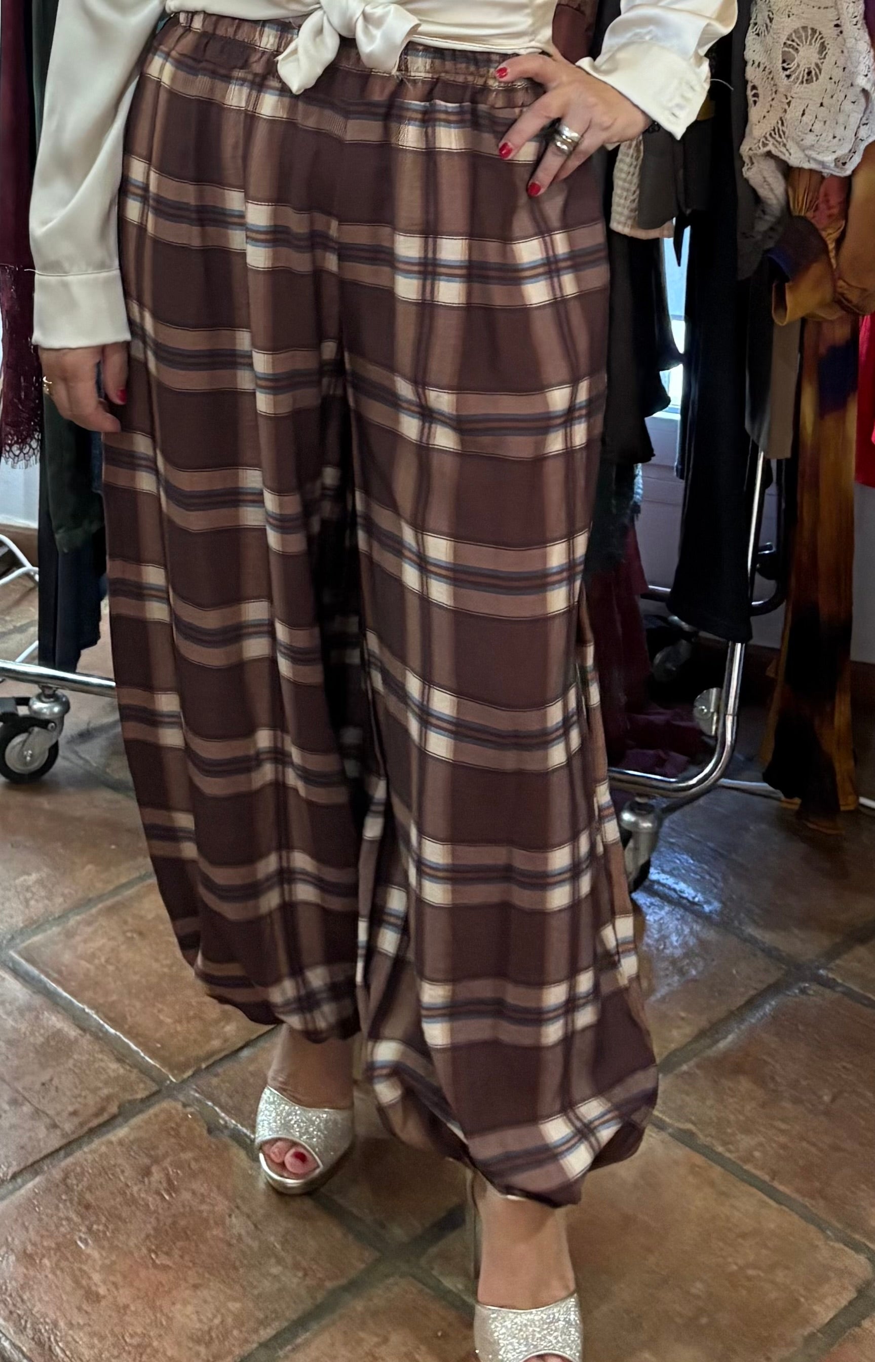 Pantalon globo cuadros  talla unica