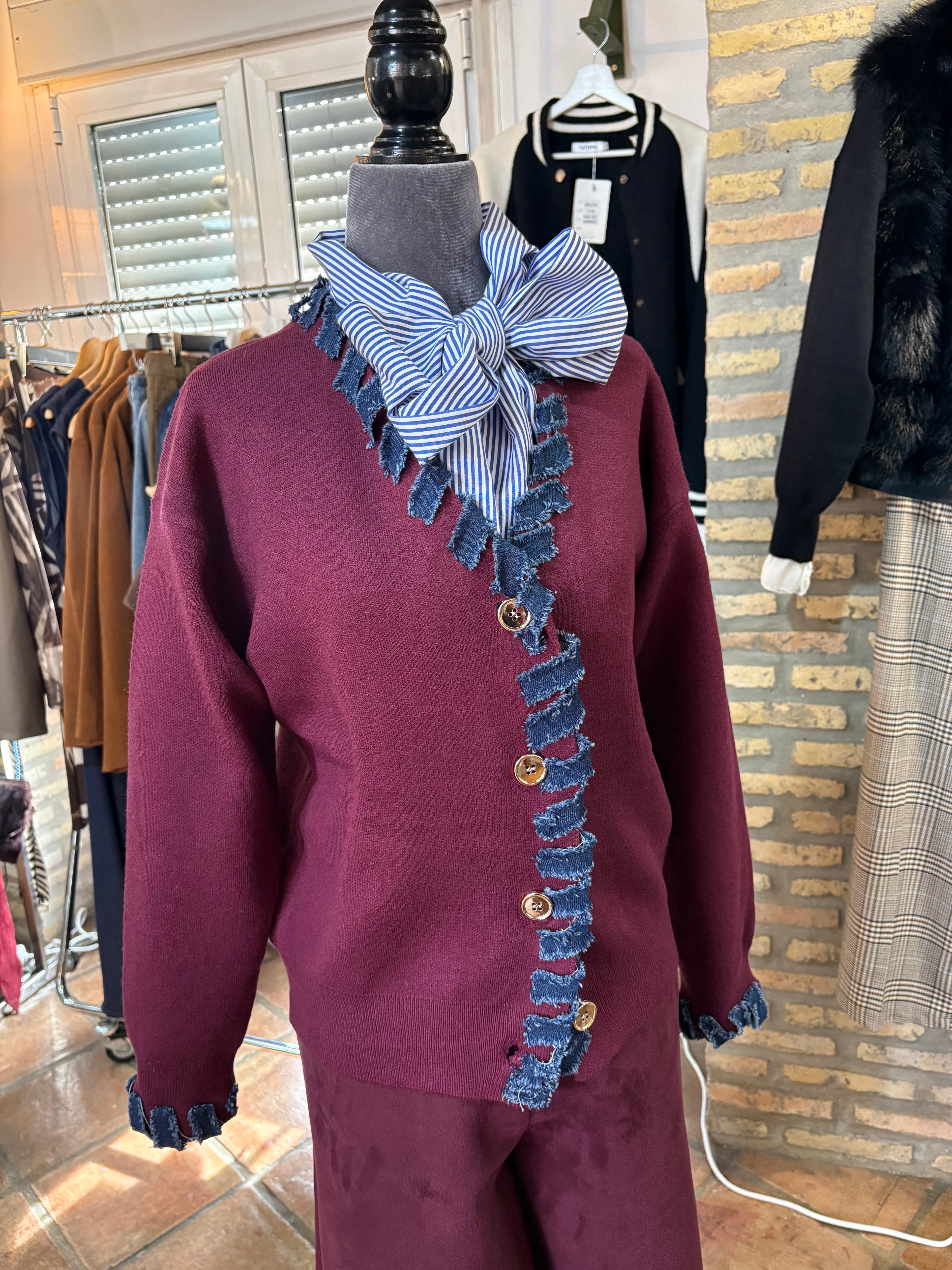 CHAQUETA PUNTO RIBETES