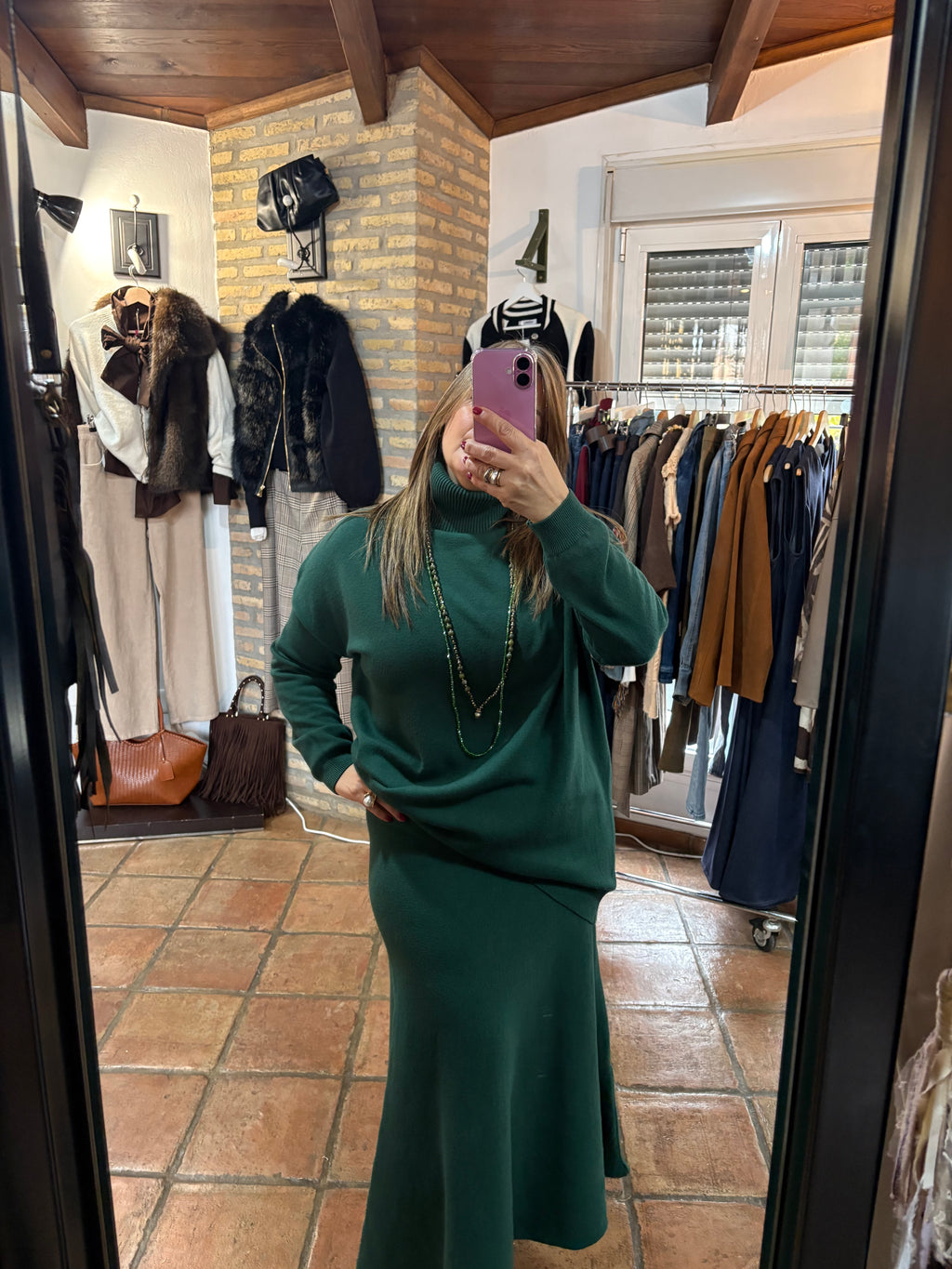 CONJUBTO DE JERSEY Y FALDA VERDE
