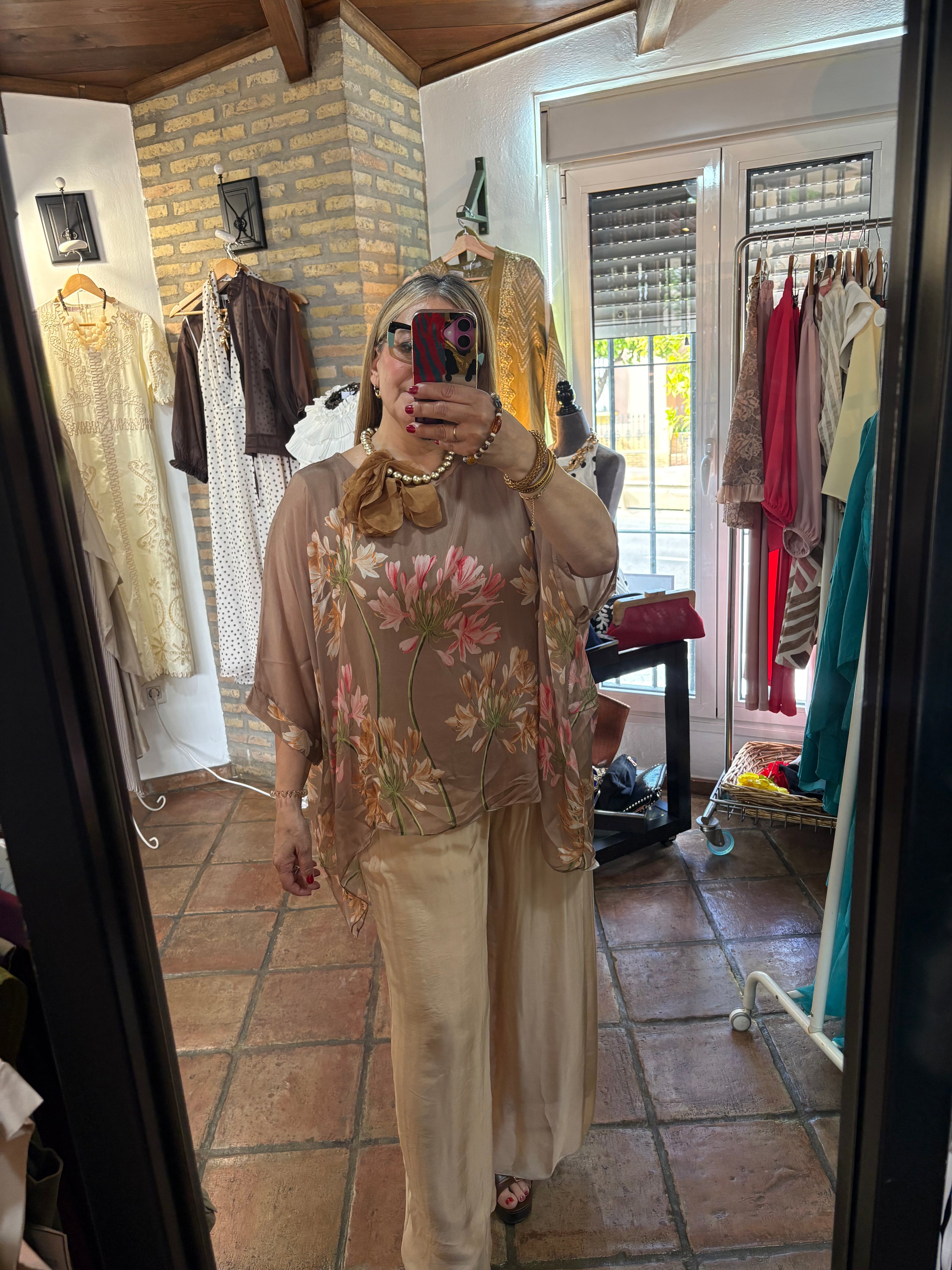CAMISA SEDA FLORES NUDE