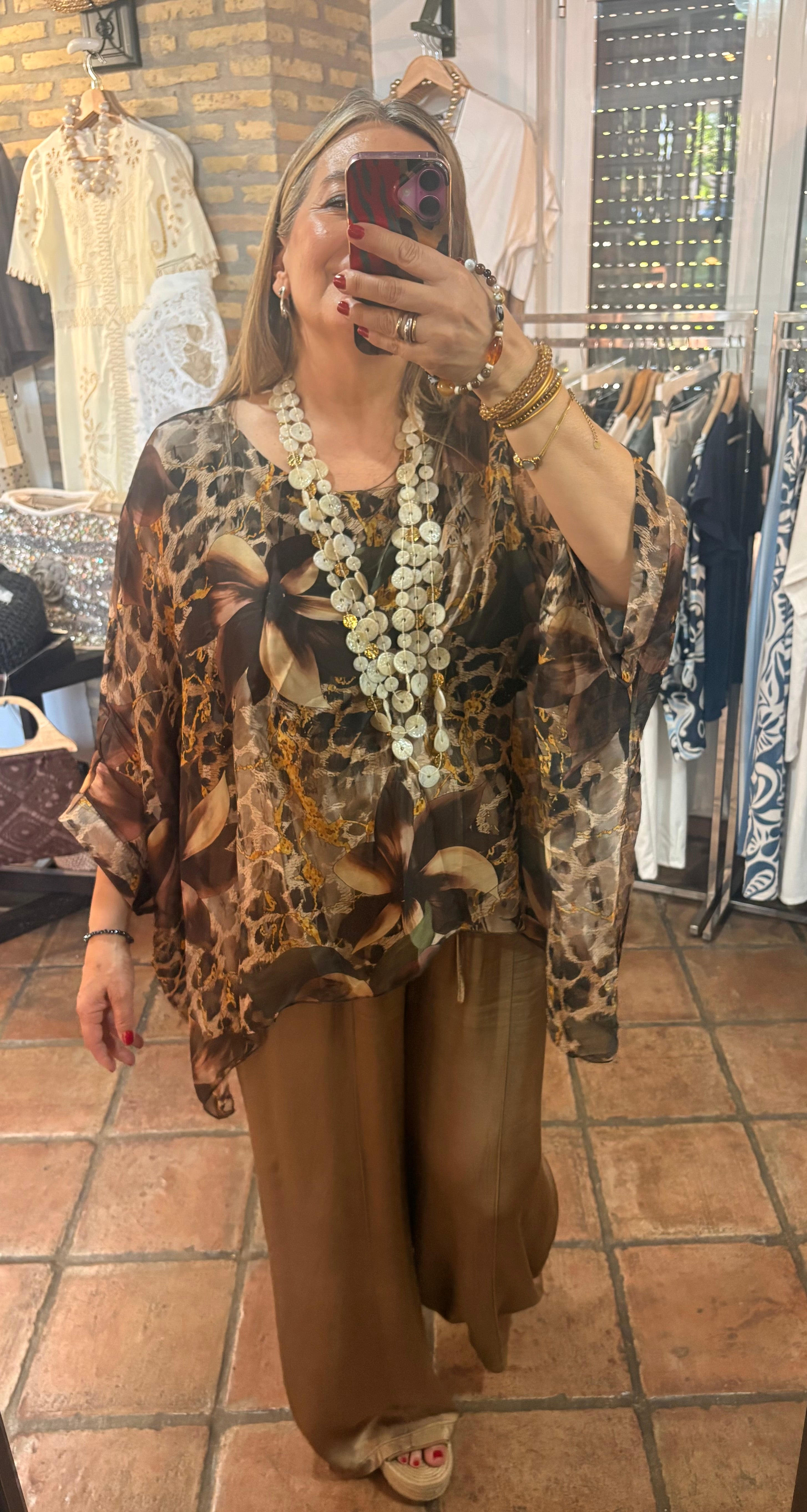 TOP ANIMAL PRINT FLOR DORADOS