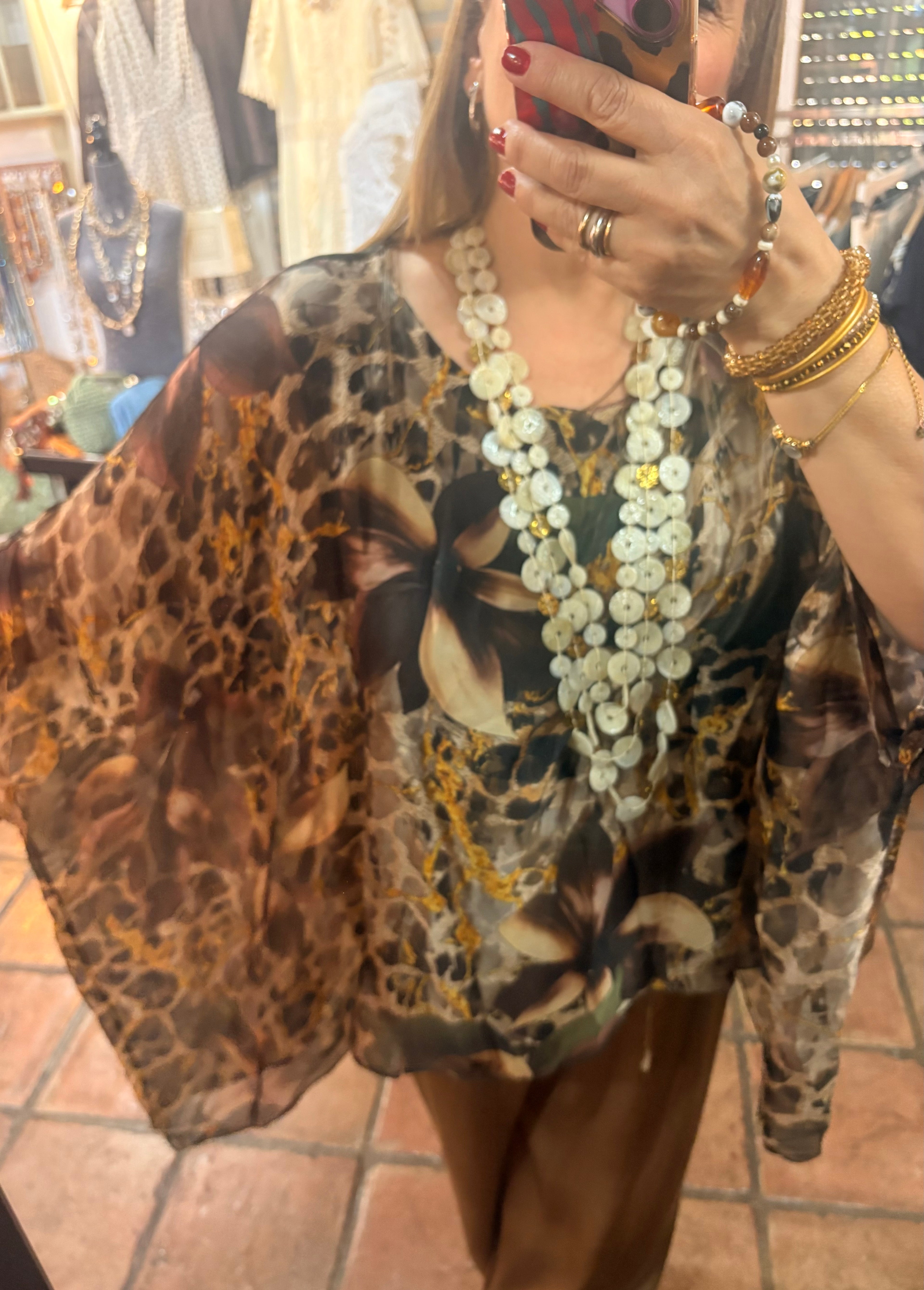 TOP ANIMAL PRINT FLOR DORADOS