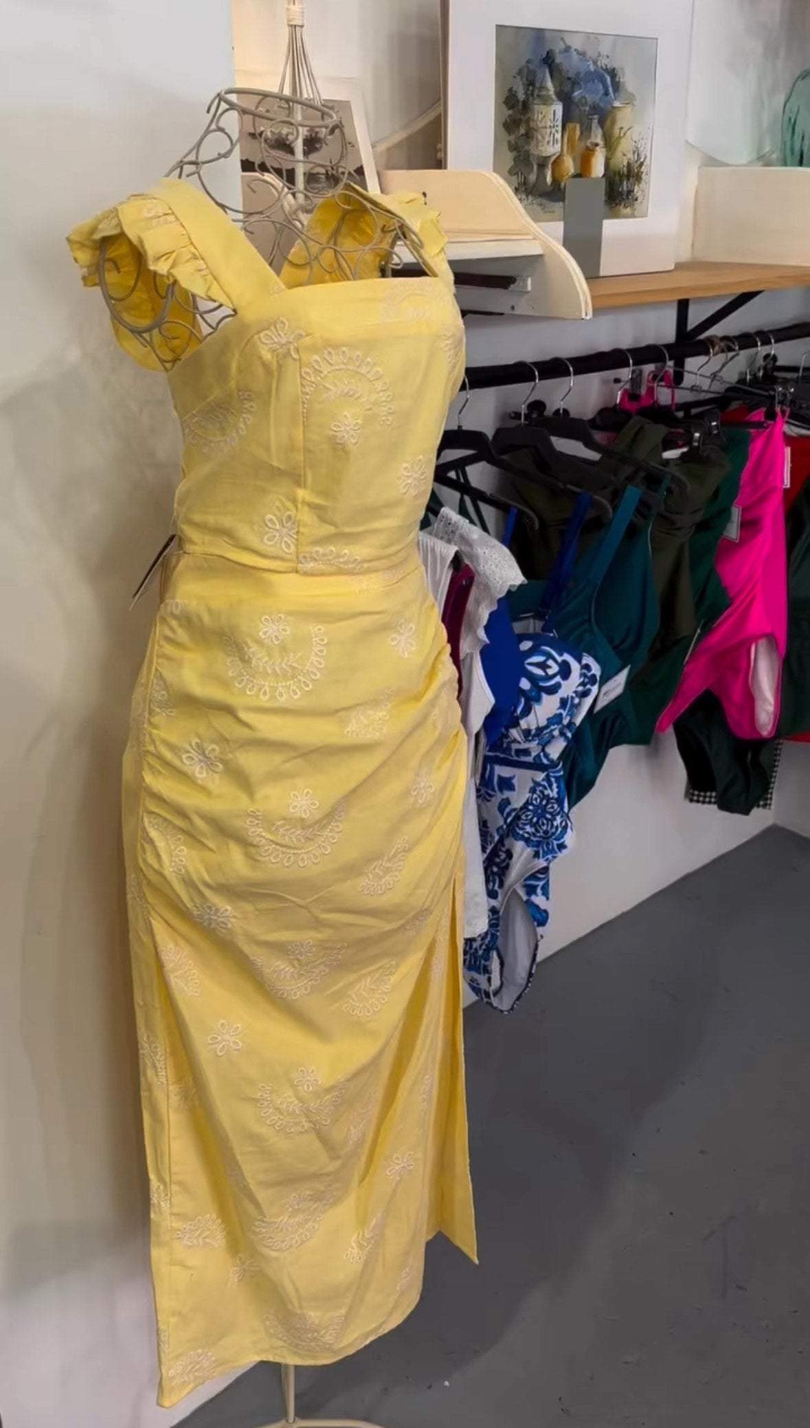 Conjunto Amarillo bordado