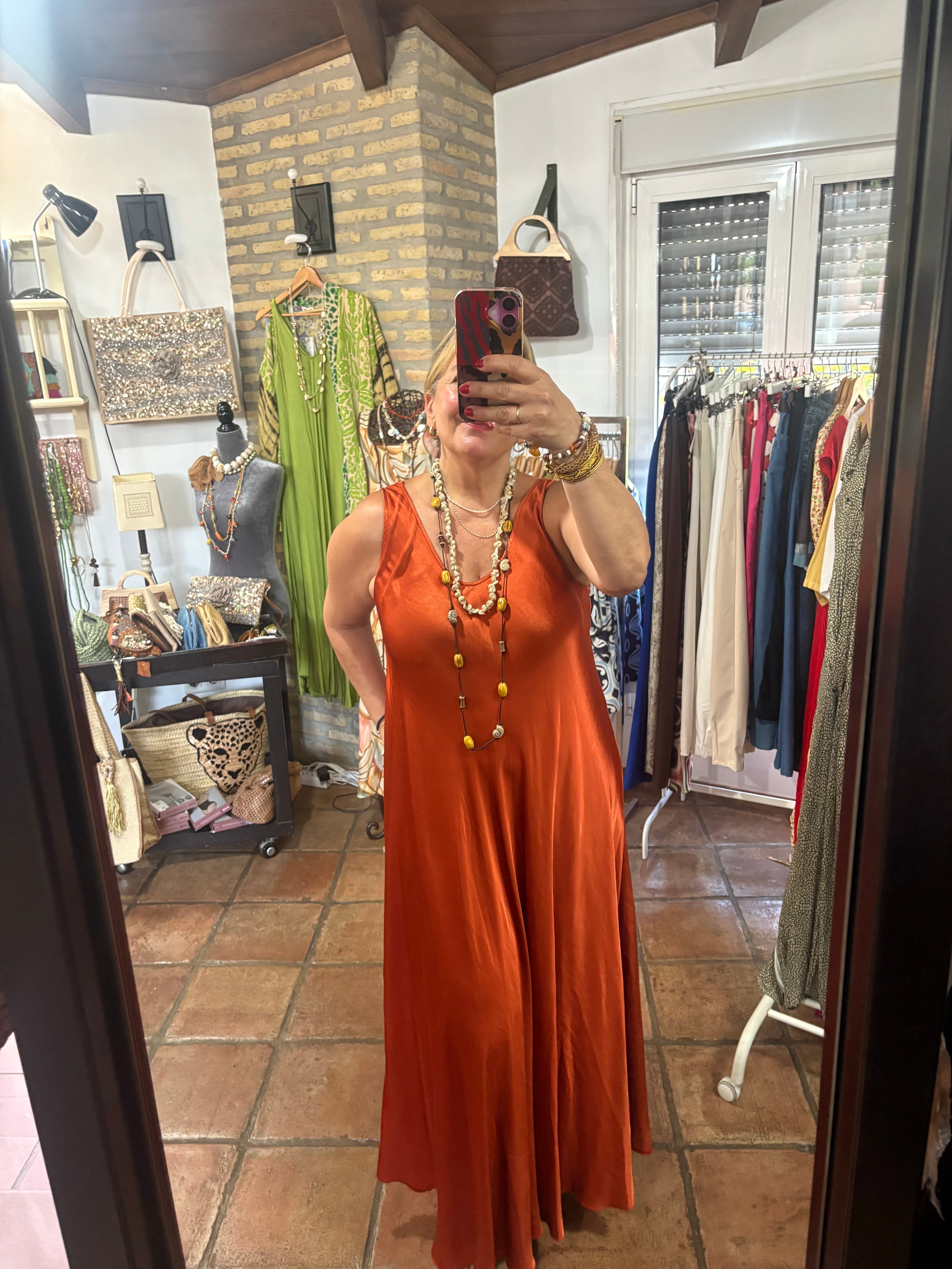 VESTIDO SATEN PICO