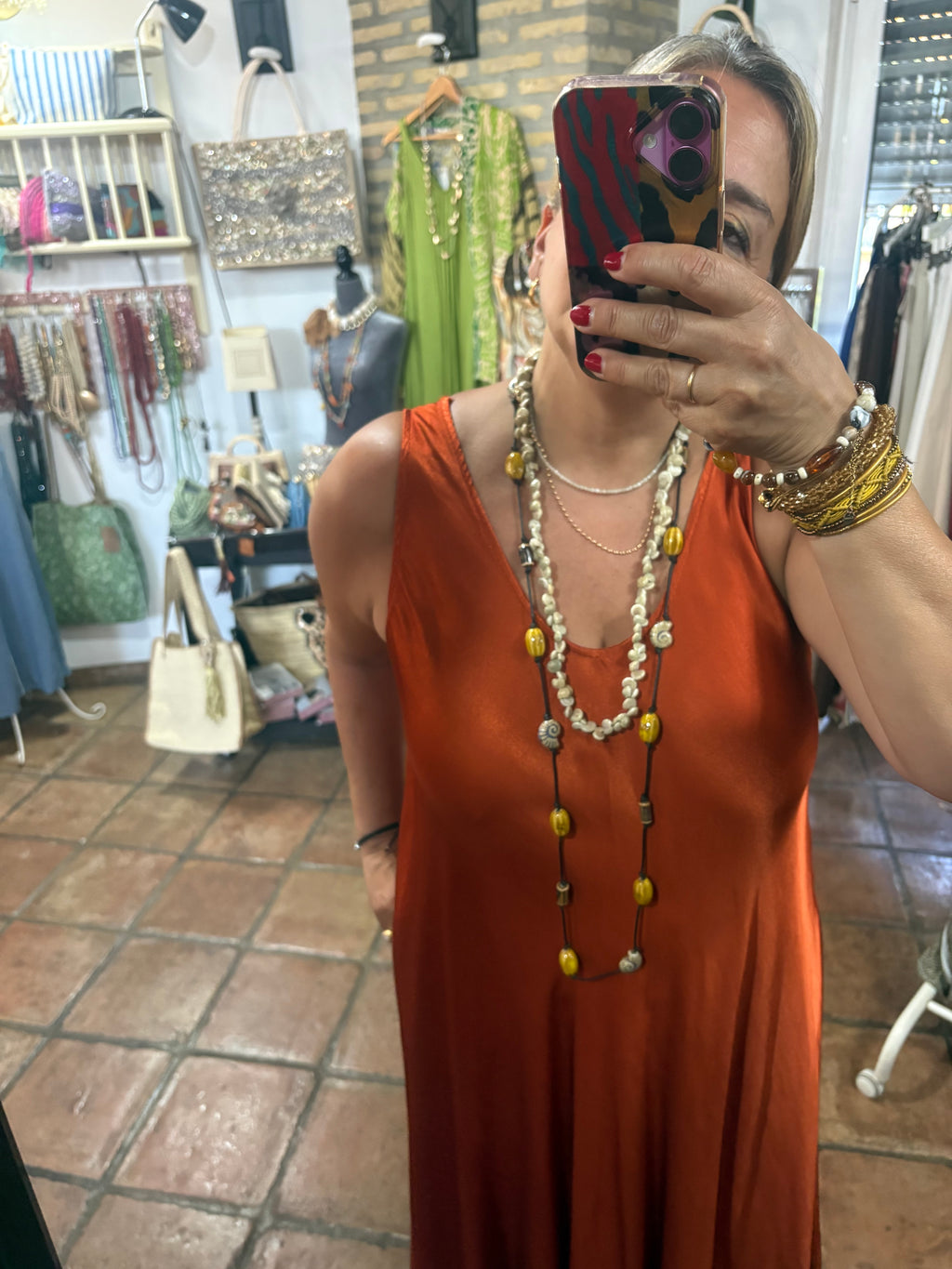 VESTIDO SATEN PICO