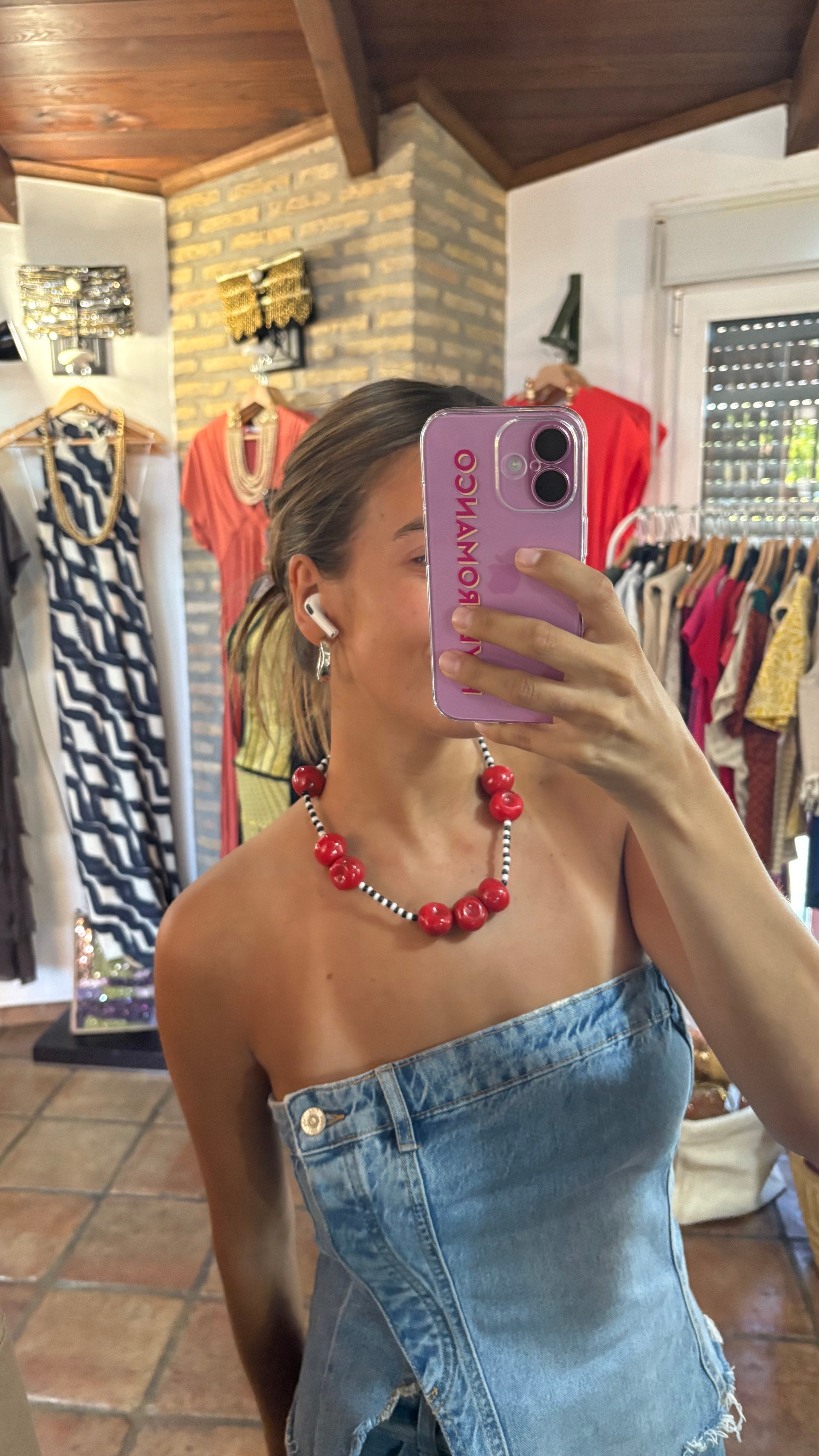 Collar cerezas