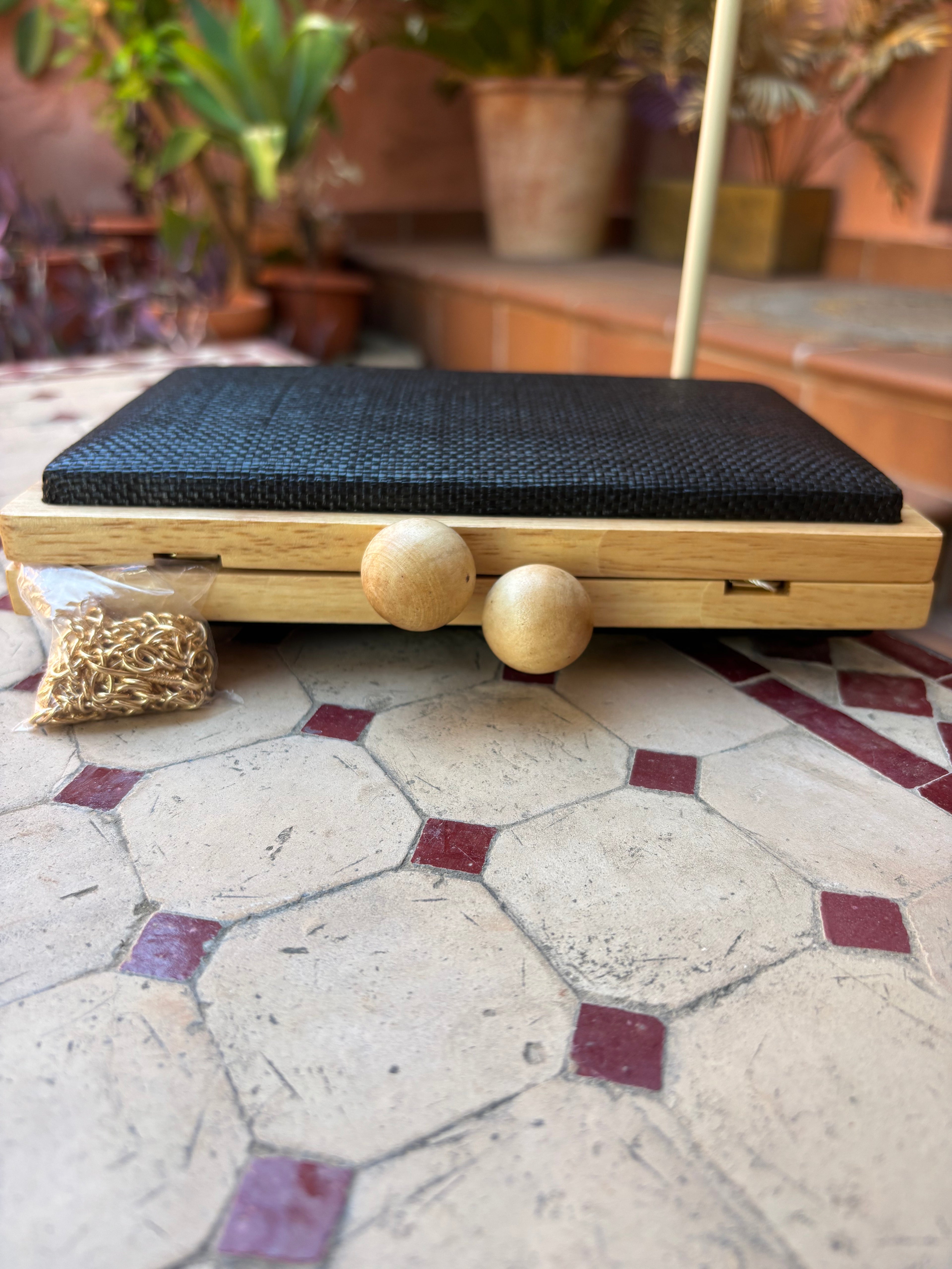 Cartera rafia madera
