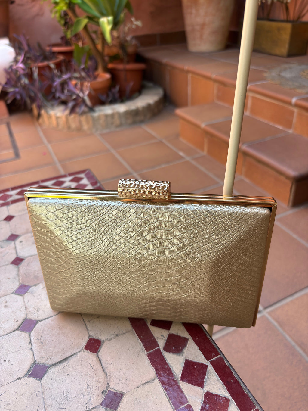 Cartera dorada