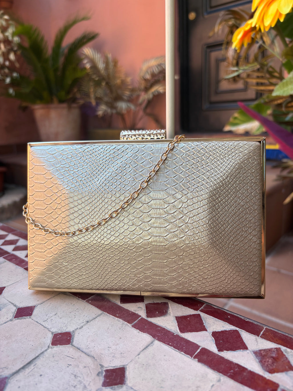 Cartera dorada
