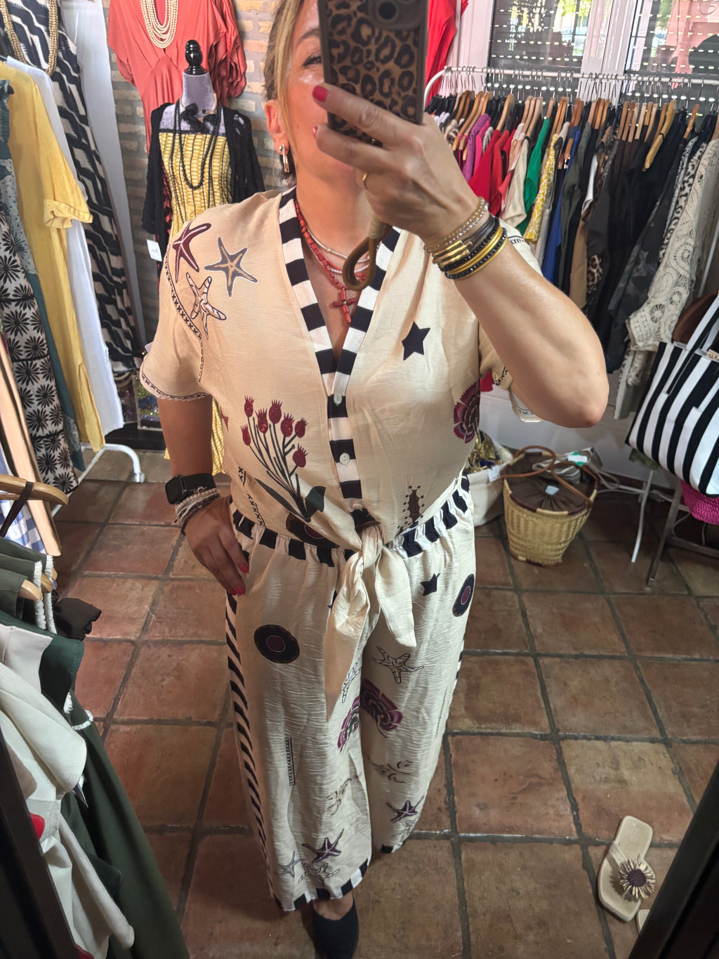 Conjunto nudo flores y rayas