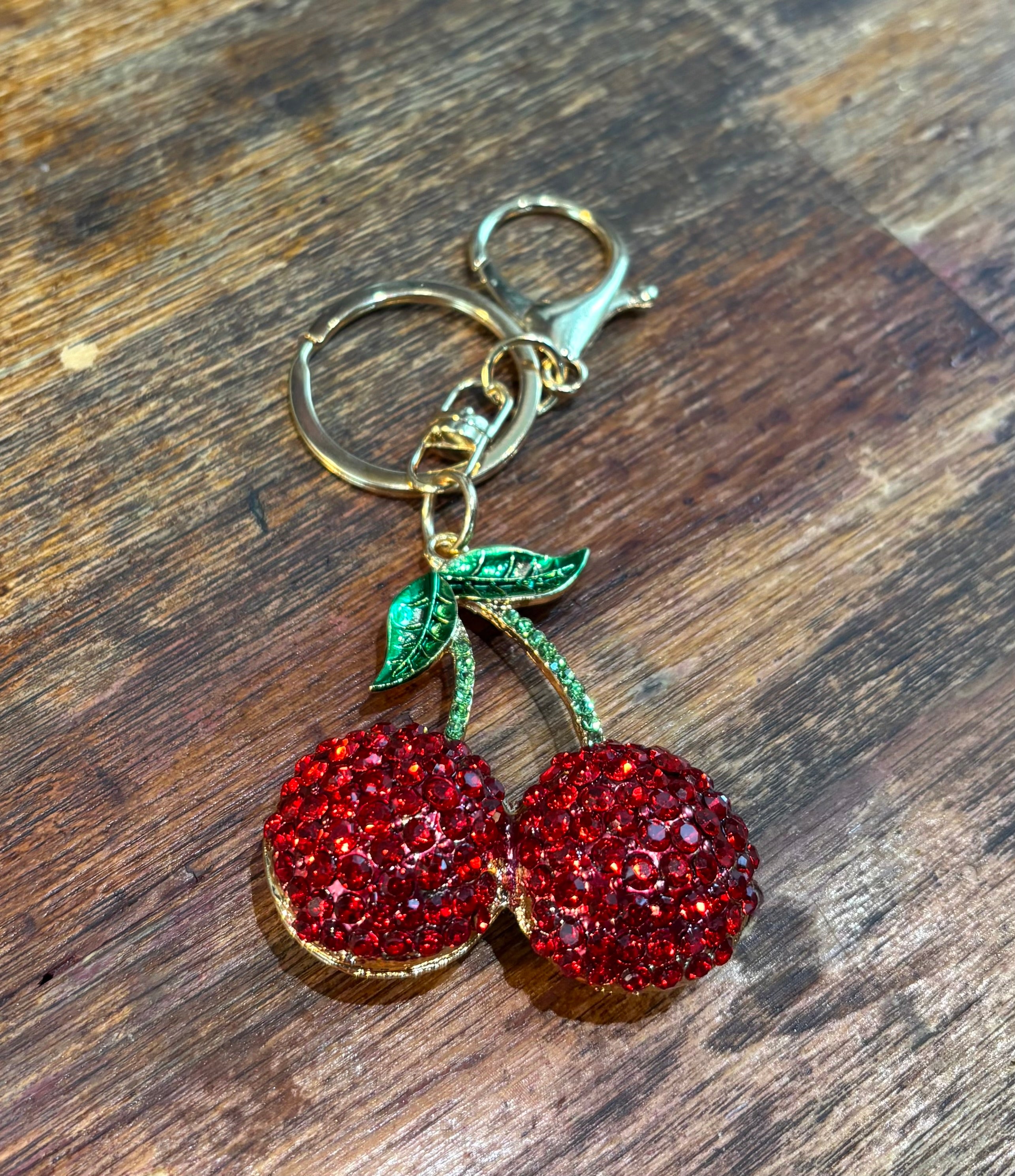 LLAVERO CEREZAS
