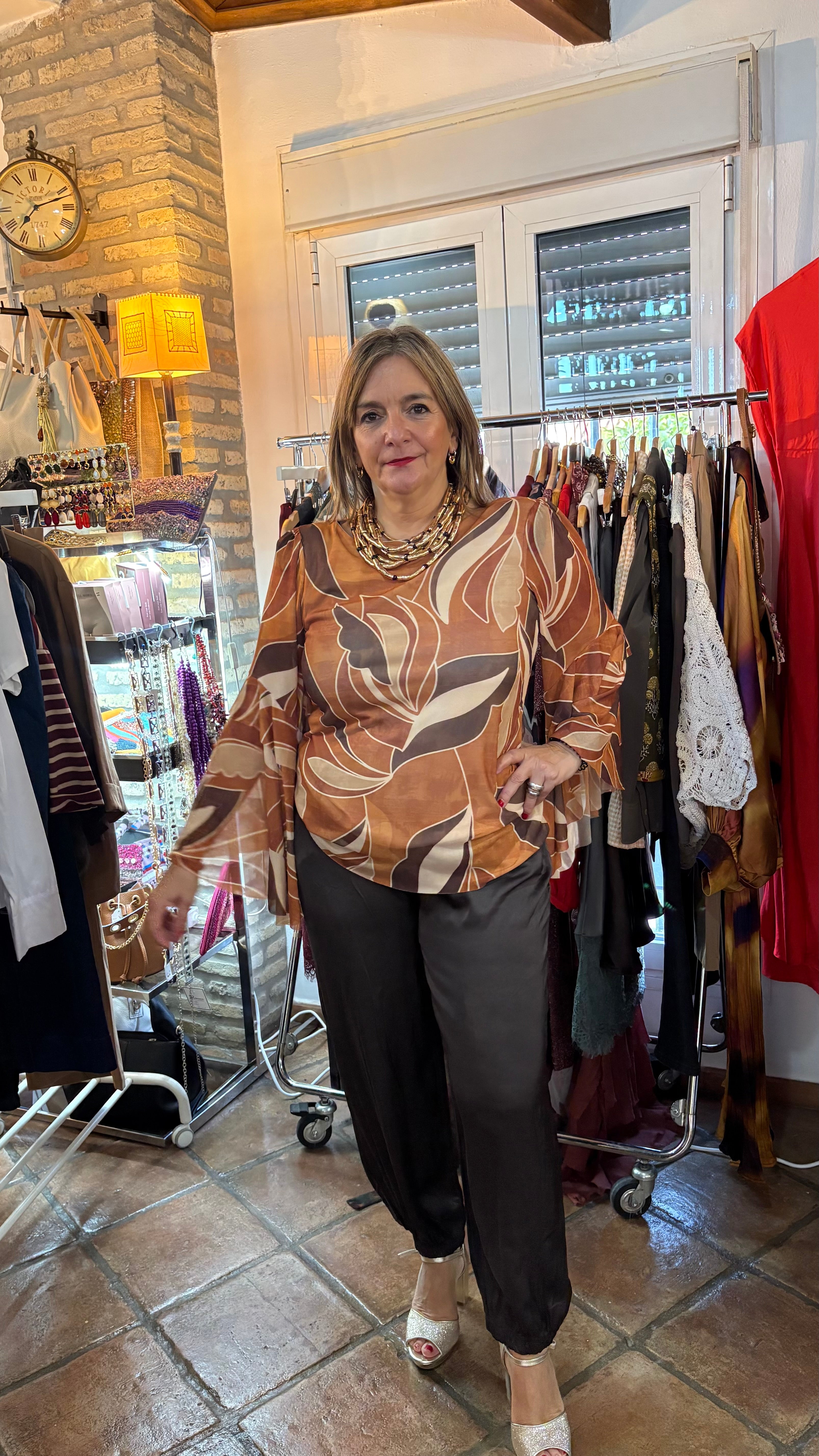 TOP tul manga y puños  tonos teja