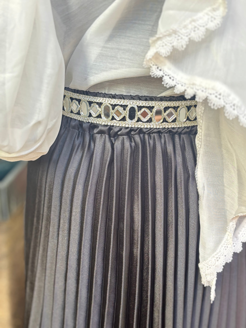 Falda Plisada satinada