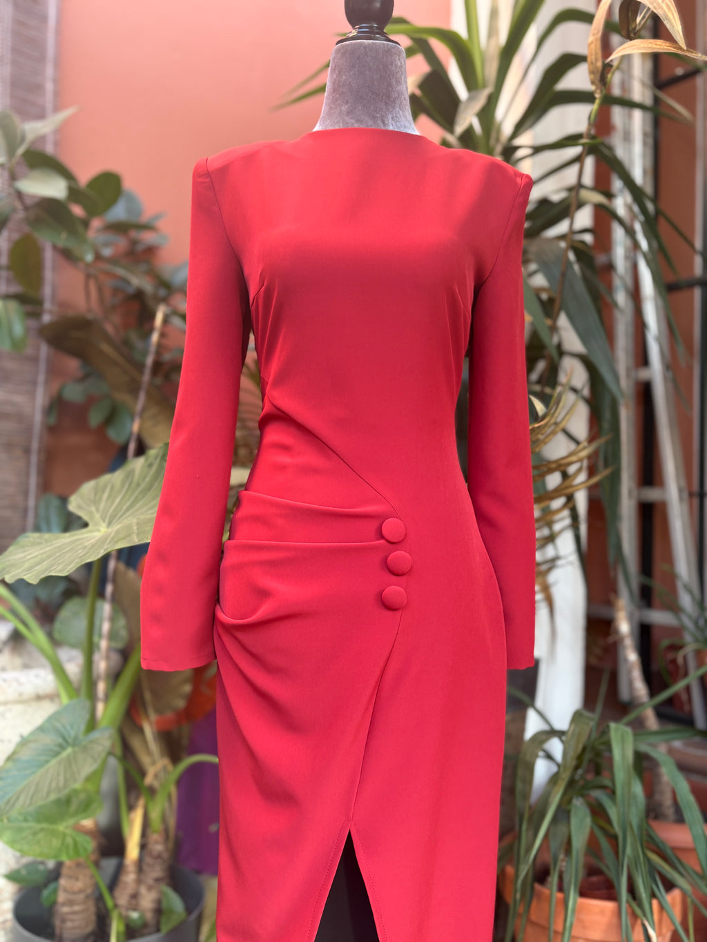 VESTIDO DETALLES BOTONES