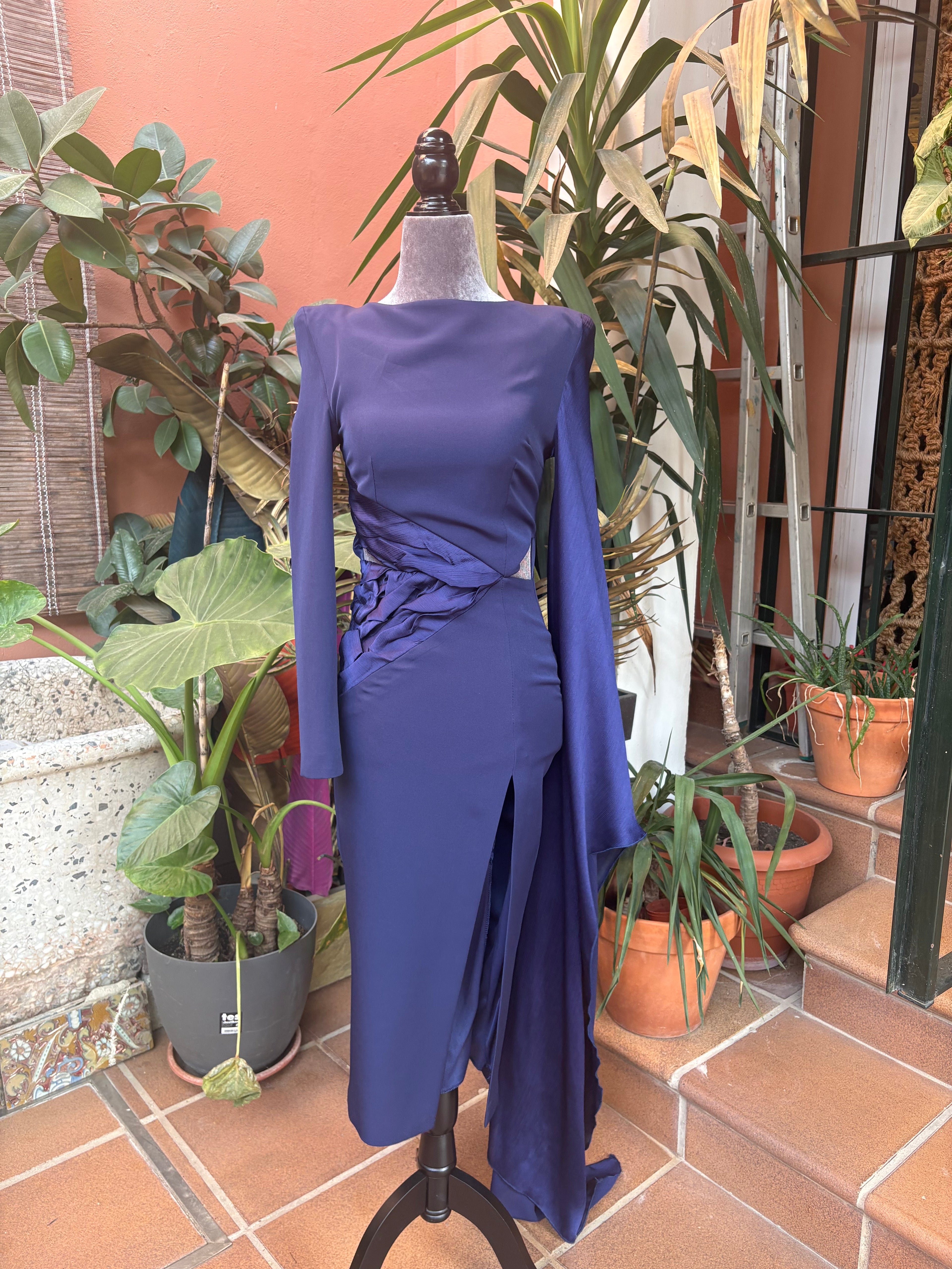 VESTIDO DE INVITADA AZUL CUP OUT