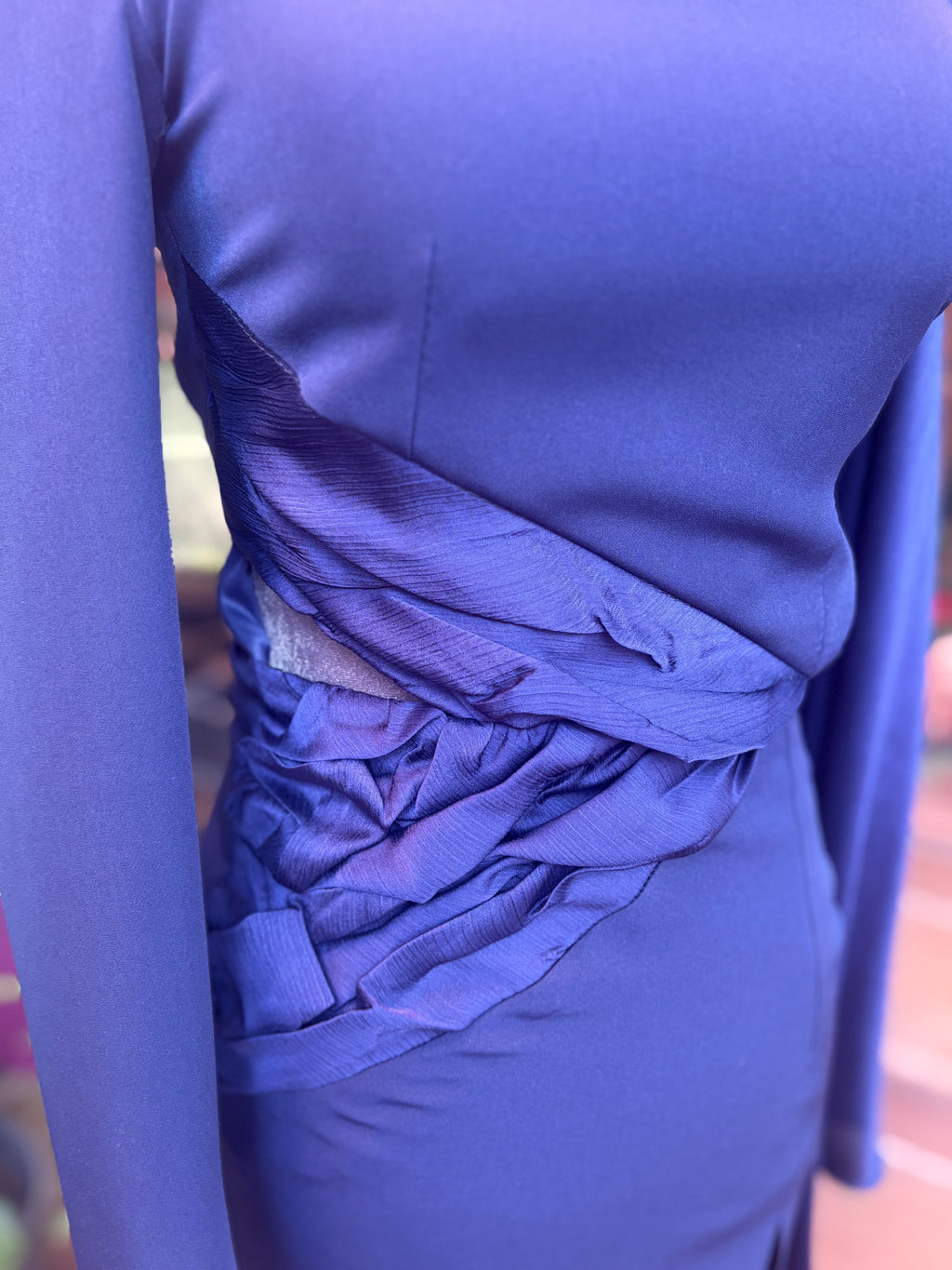 VESTIDO DE INVITADA AZUL CUP OUT