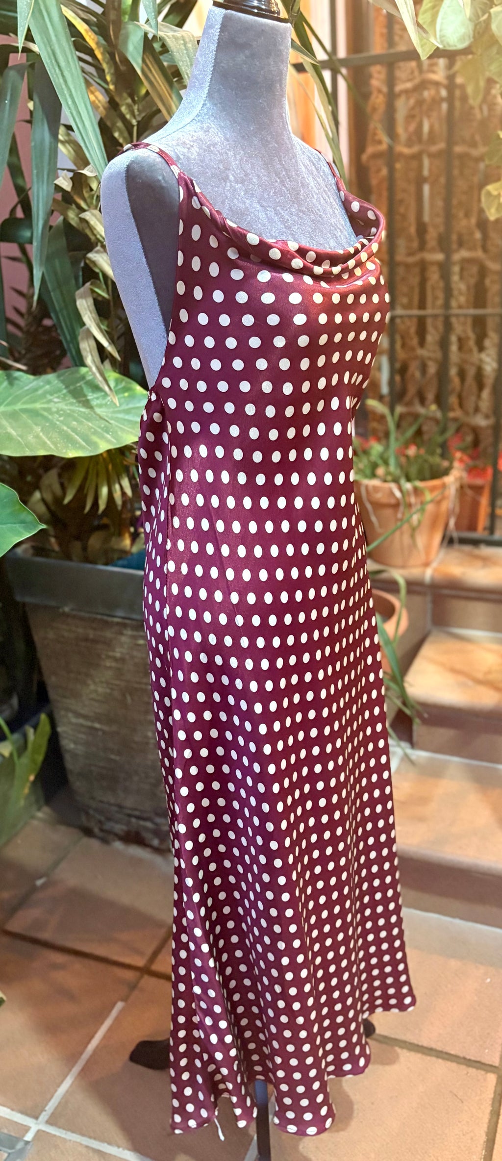 VESTIDO LENCERO LUNAR