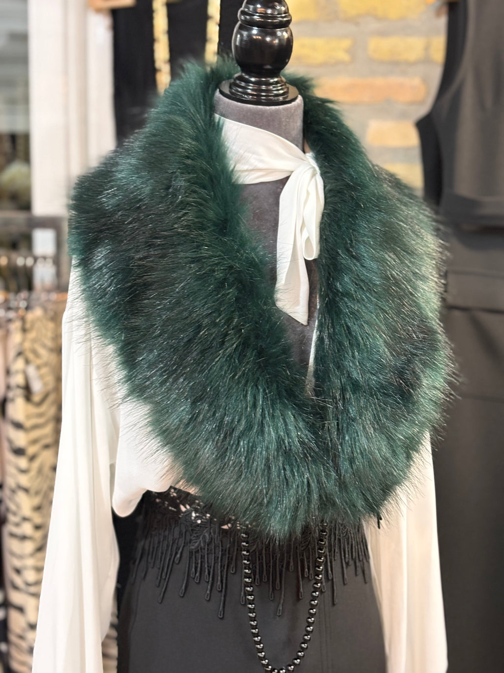 Cuello pelo sintetico