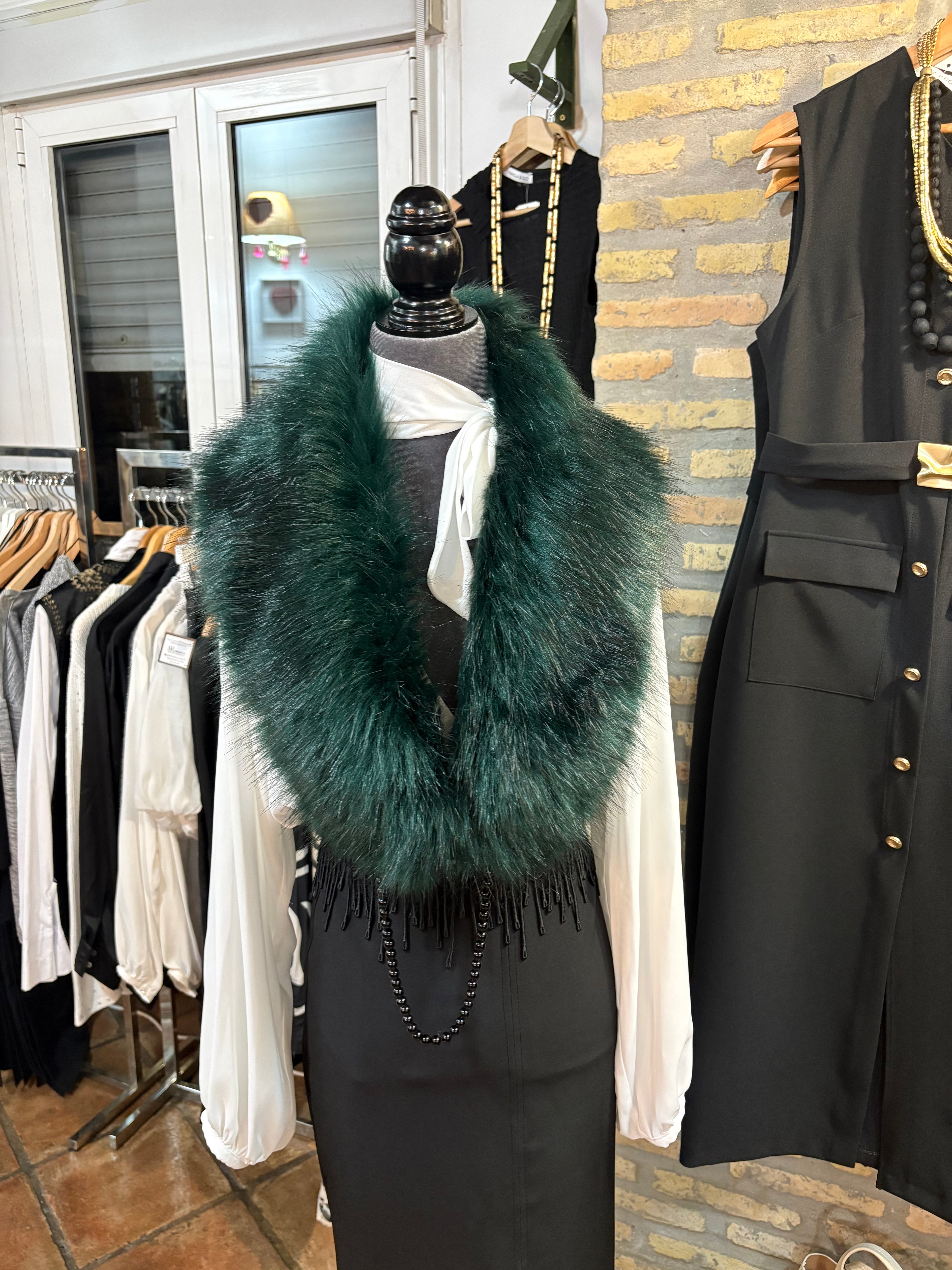 Cuello pelo sintetico