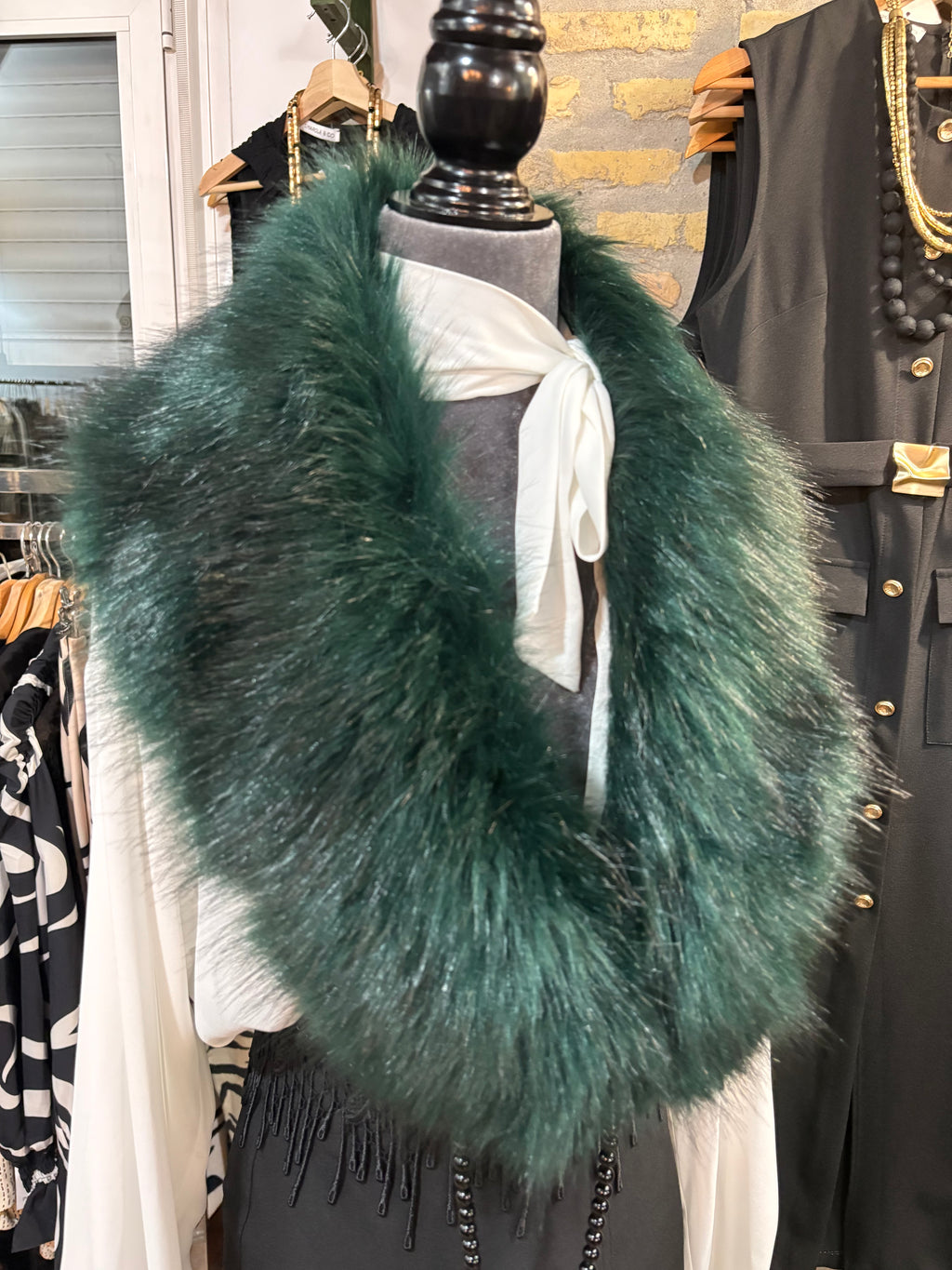 Cuello pelo sintetico