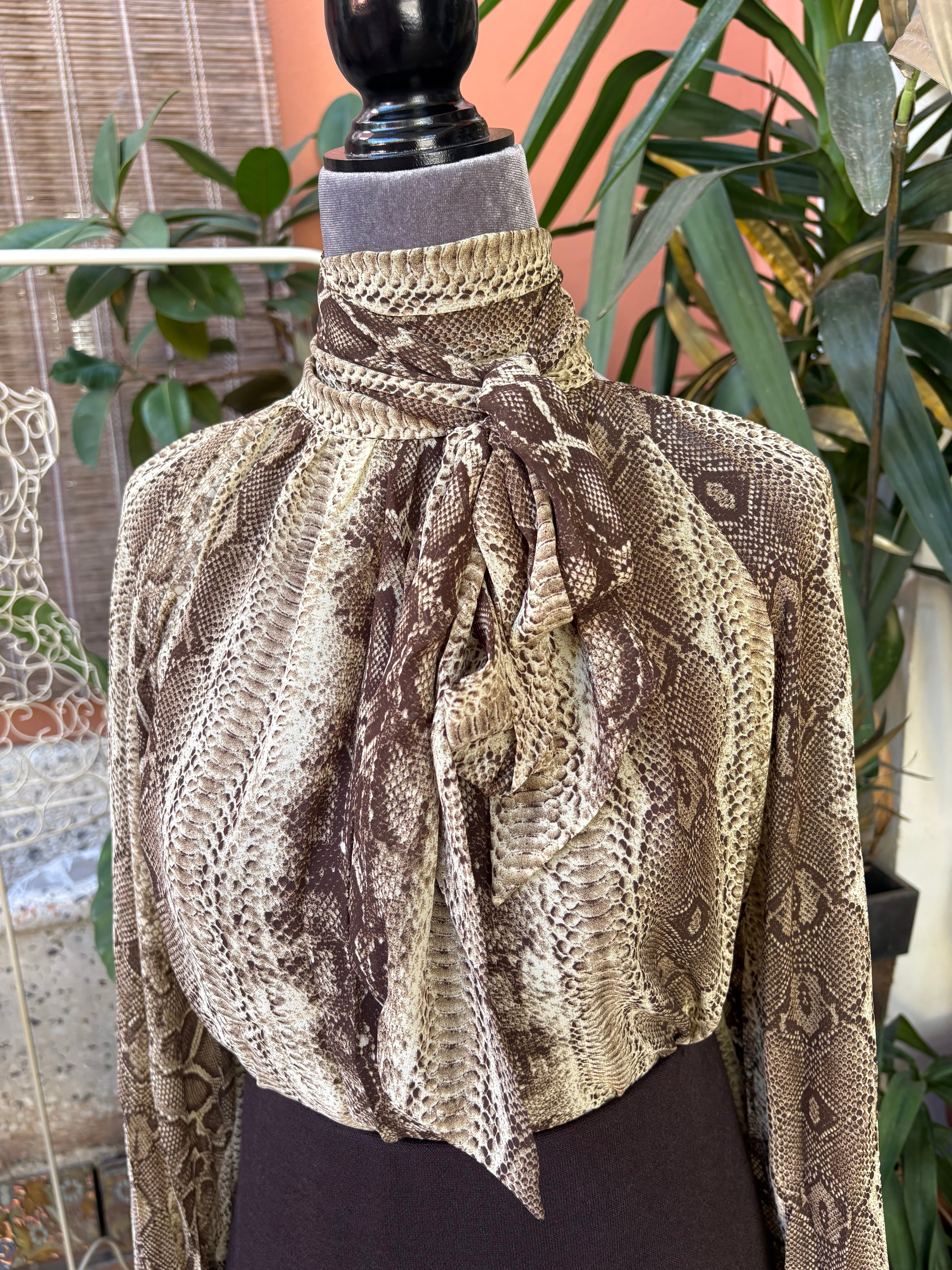 Camisa estampado serpiente