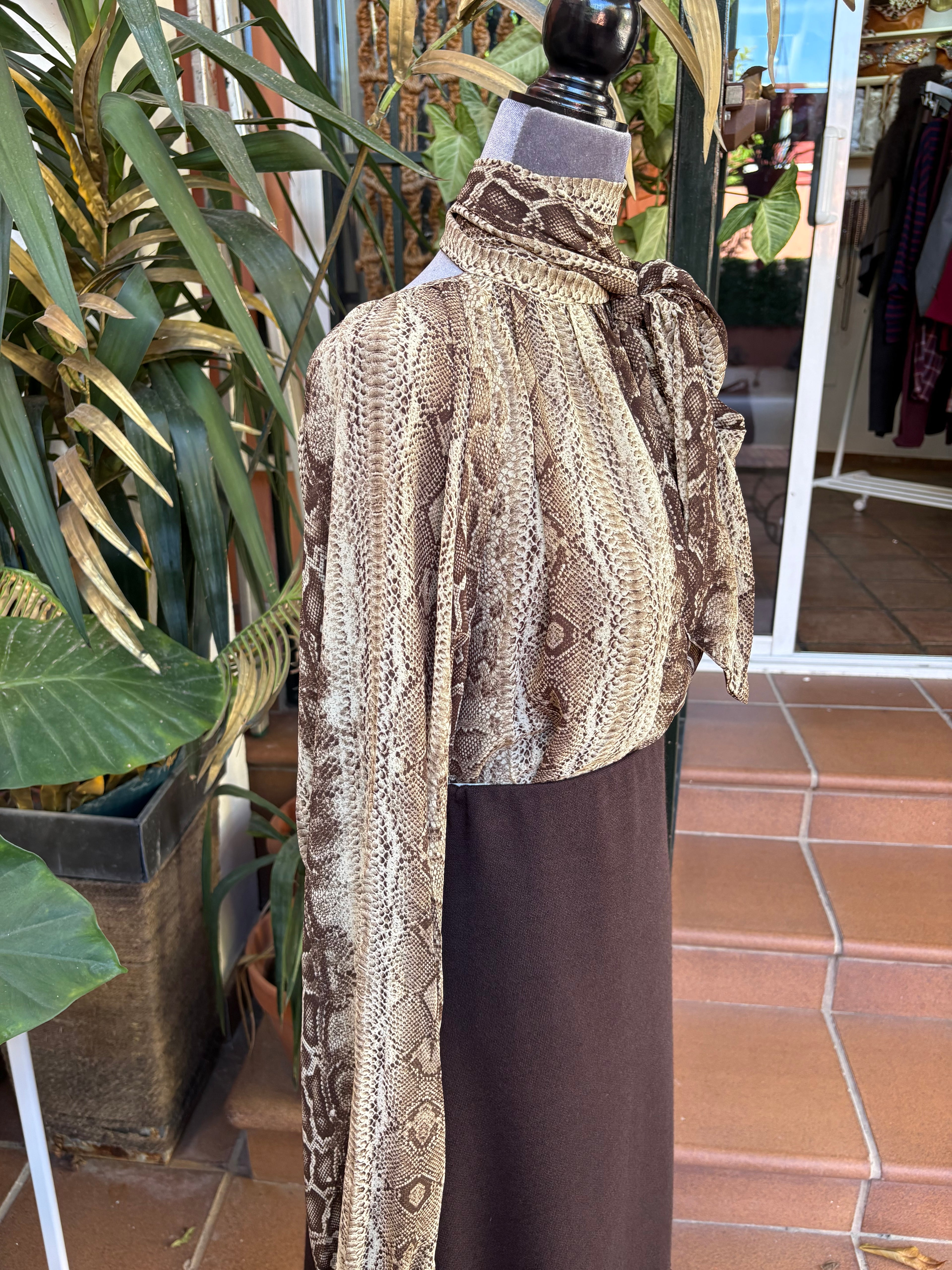 Camisa estampado serpiente