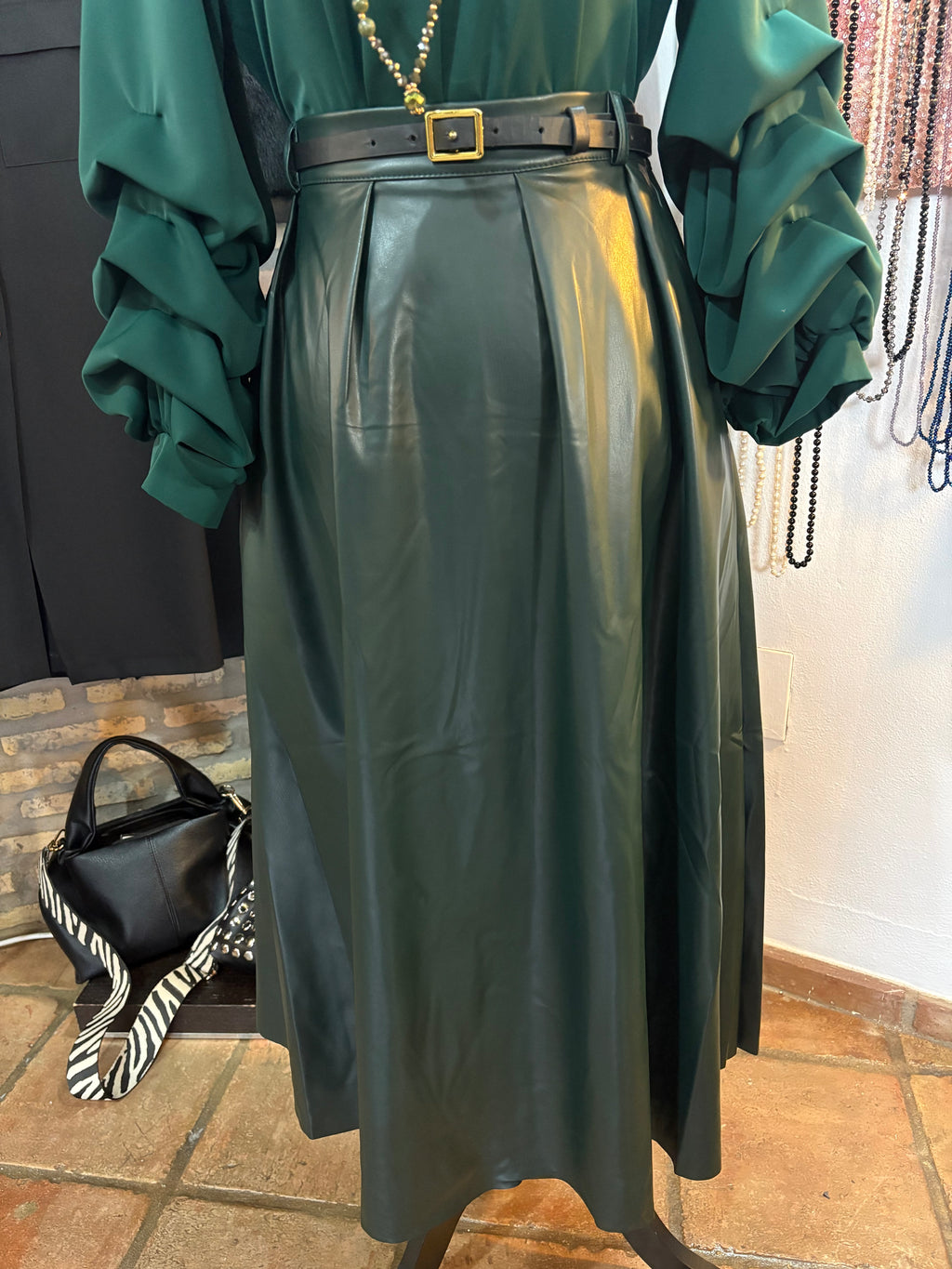 FALDA POLIPIEL VERDE