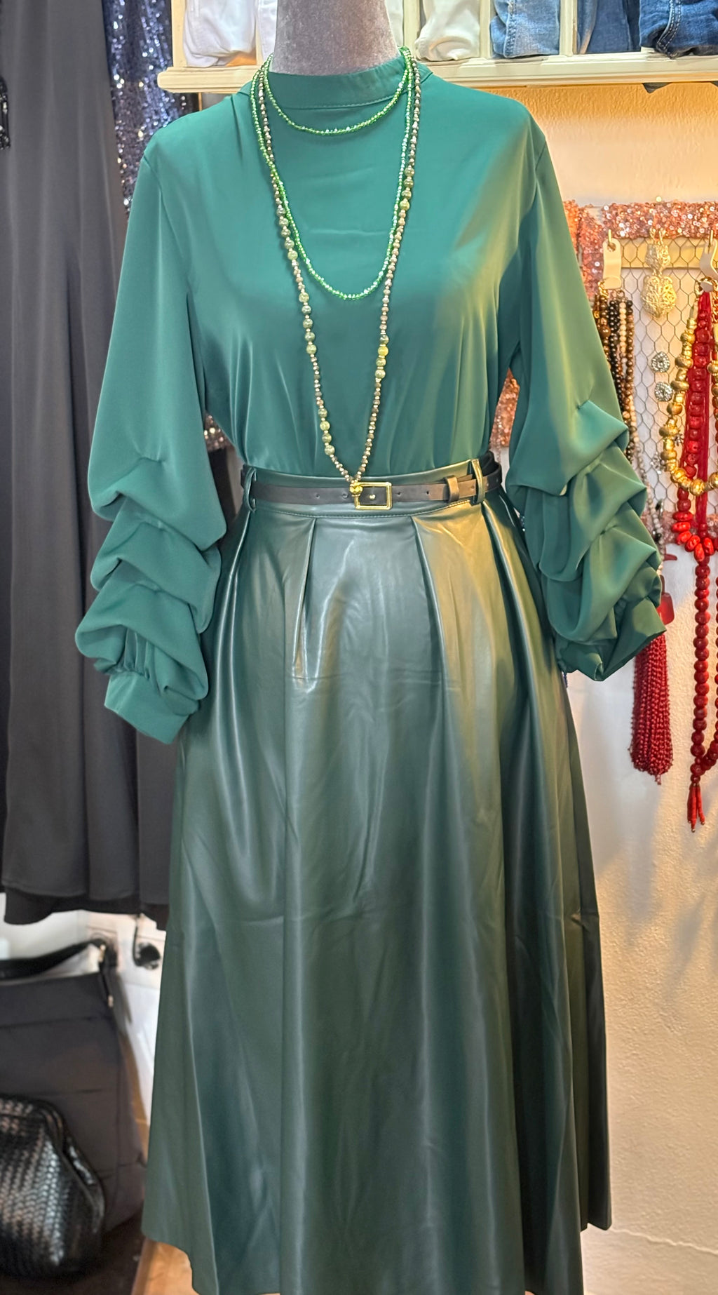 CAMISA VERDE TABLONES MANGAS