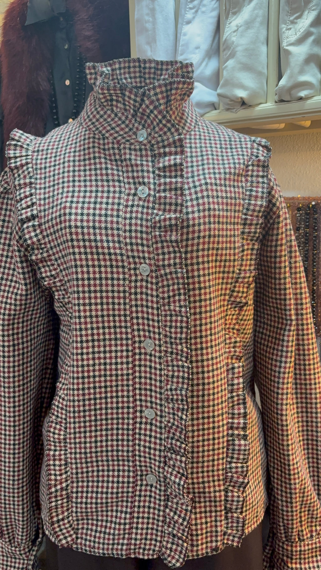 CAMISA CUADROS GALES DETALLES